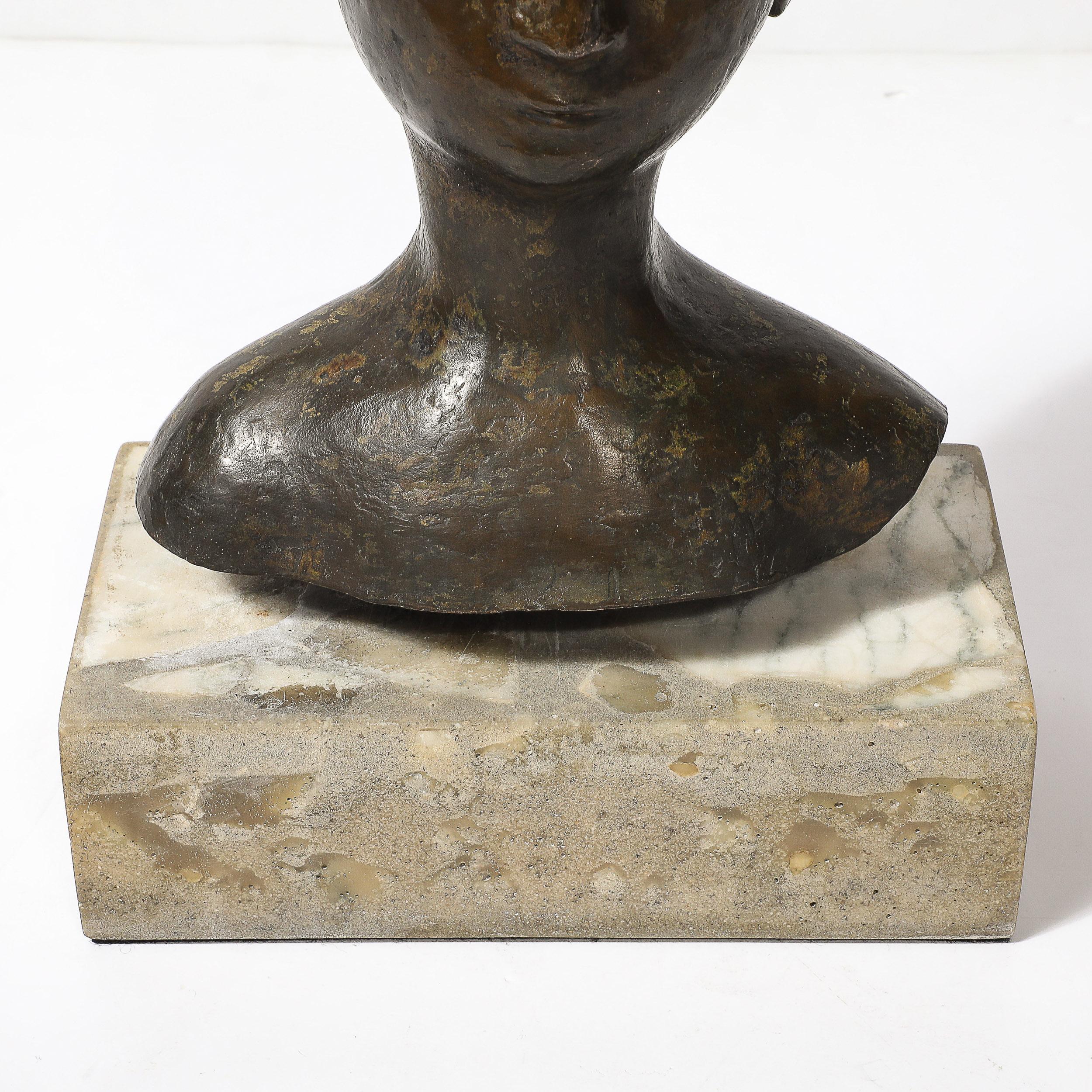 Scultura in bronzo di metà secolo su base di pietra e cemento firmata Khalil Gibran in vendita 3