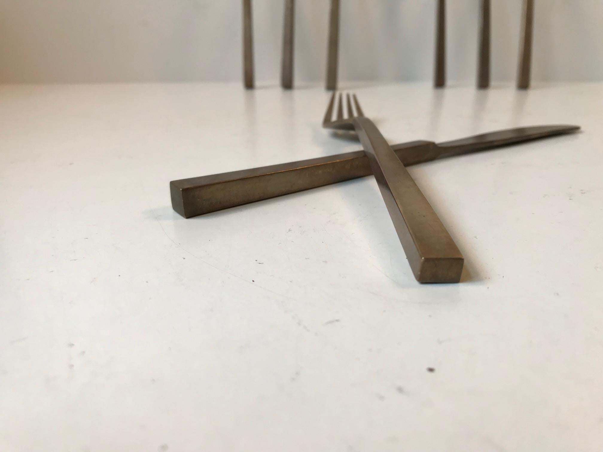 bronze knife set