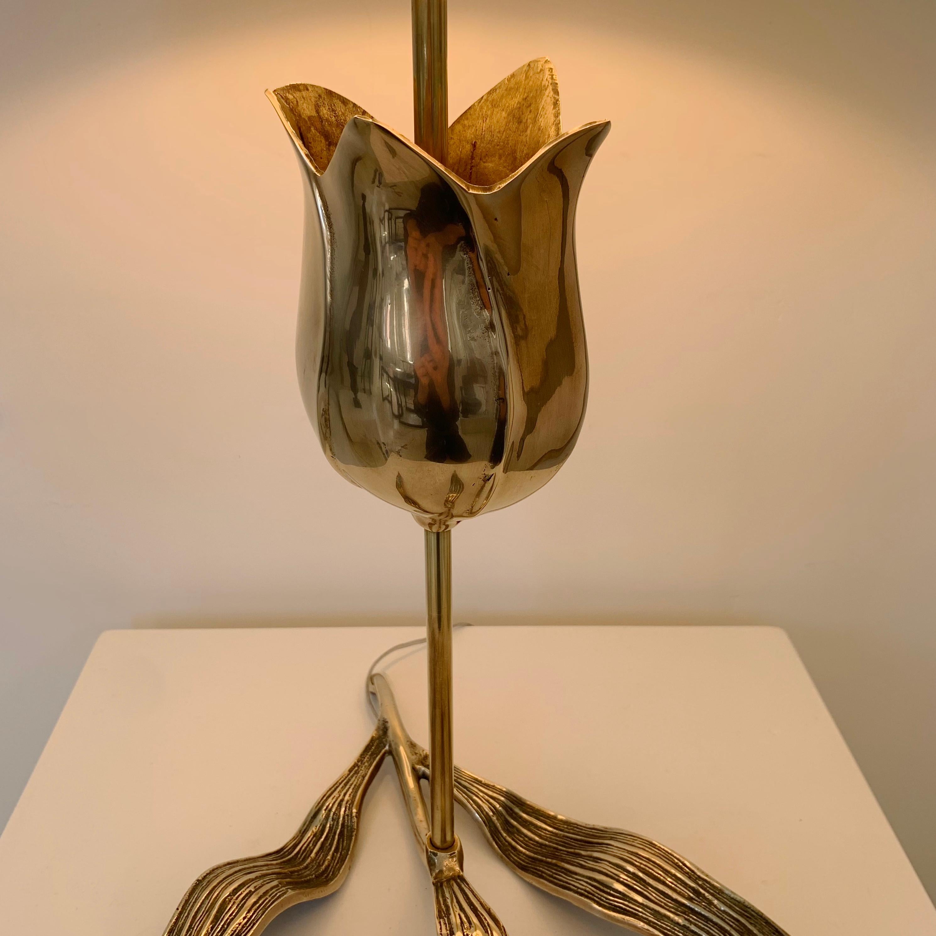 Mid-Century Bronze Flower and Leaves Table Lamp, circa 1970, France. For Sale 8