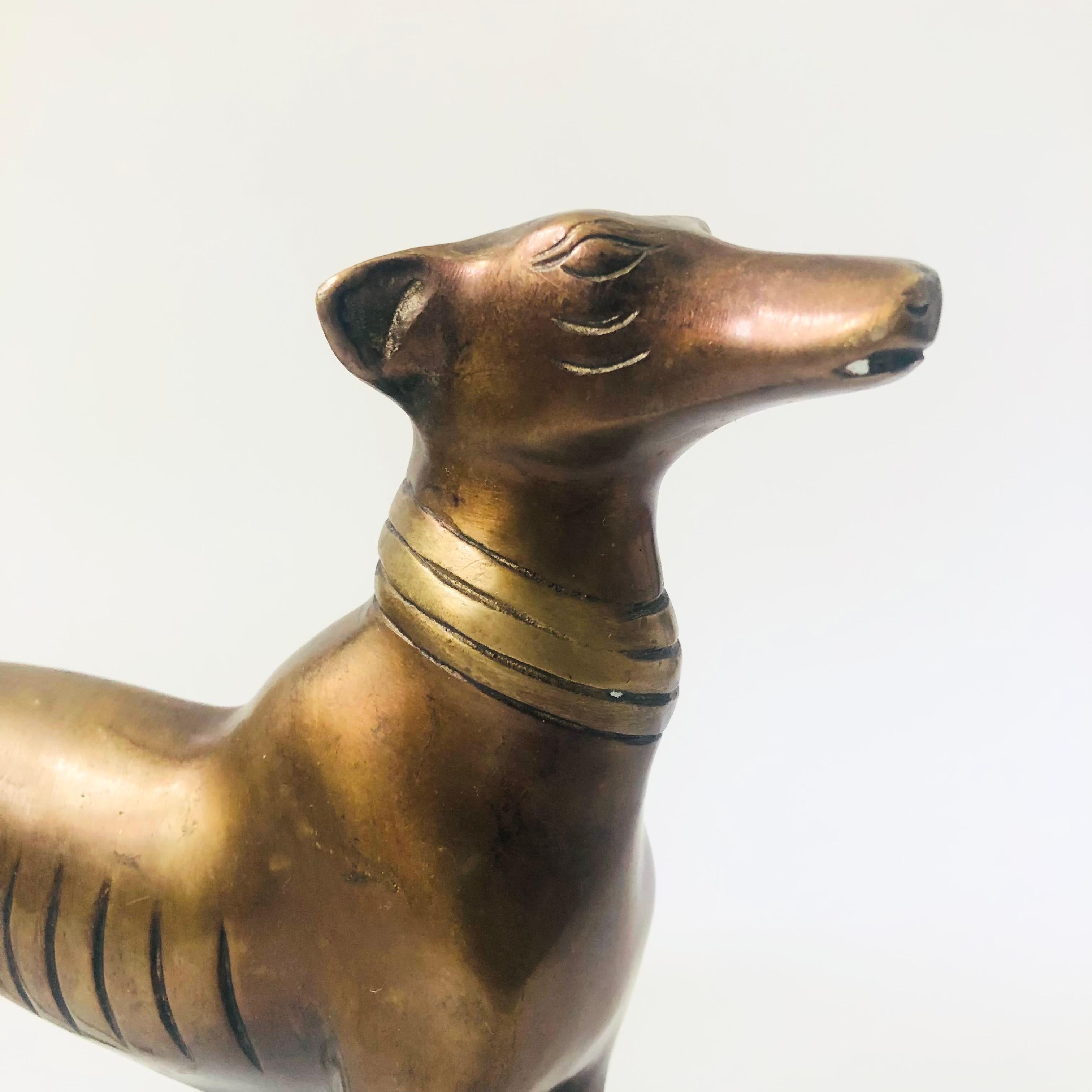 Mid-Century moderno Levriero in bronzo di metà secolo in vendita