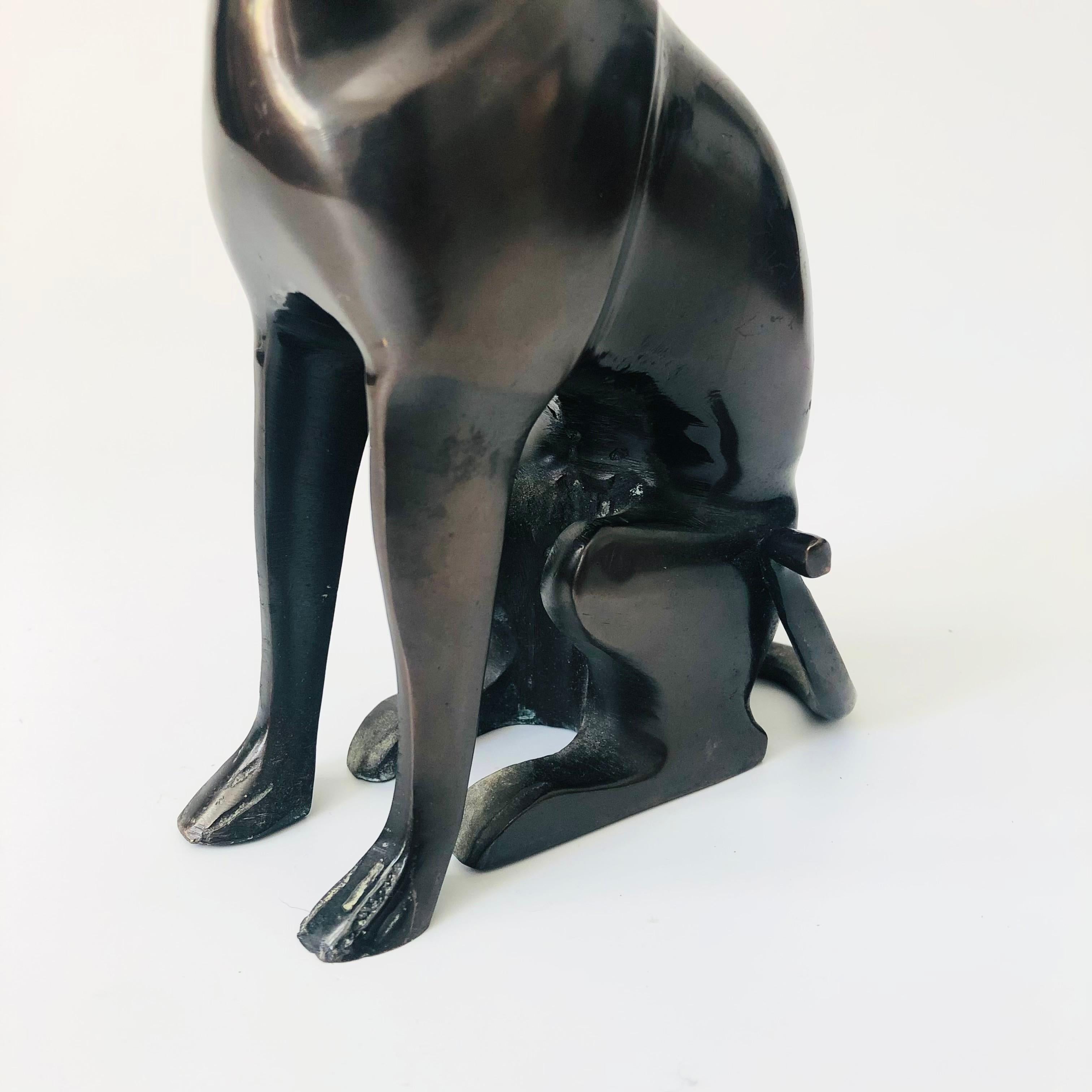 Mid Century Bronze Greyhound - Made in Italy In Good Condition For Sale In Vallejo, CA