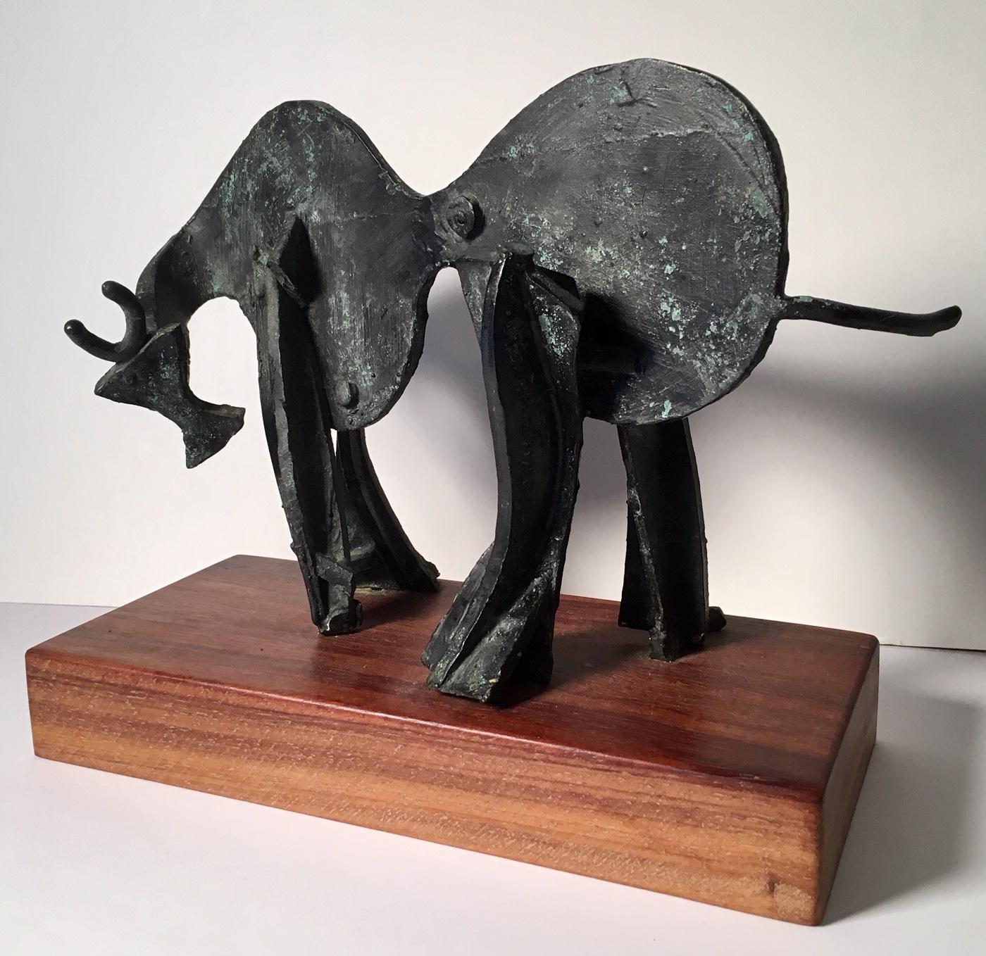 This sculpture of a bull is a powerful piece of art full of strength and fighting spirit. It captures the emotion from the artist and the nature of the animal itself. The creativity behind this casting attests not only to the artistic mastery of the