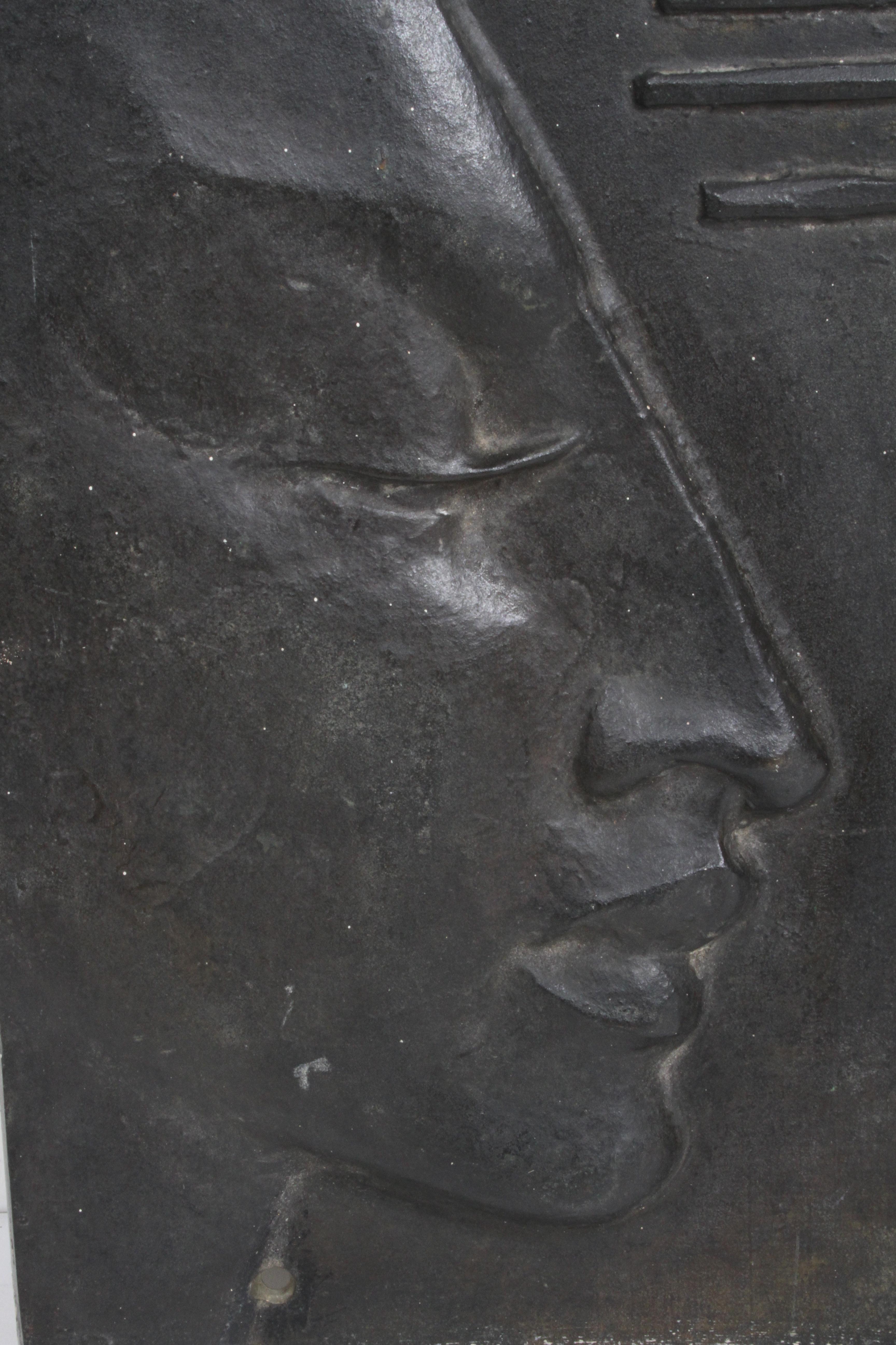Mid-Century Modern profil de femme en bronze du milieu du siècle dernier par Sacha S. Schnittmann en vente