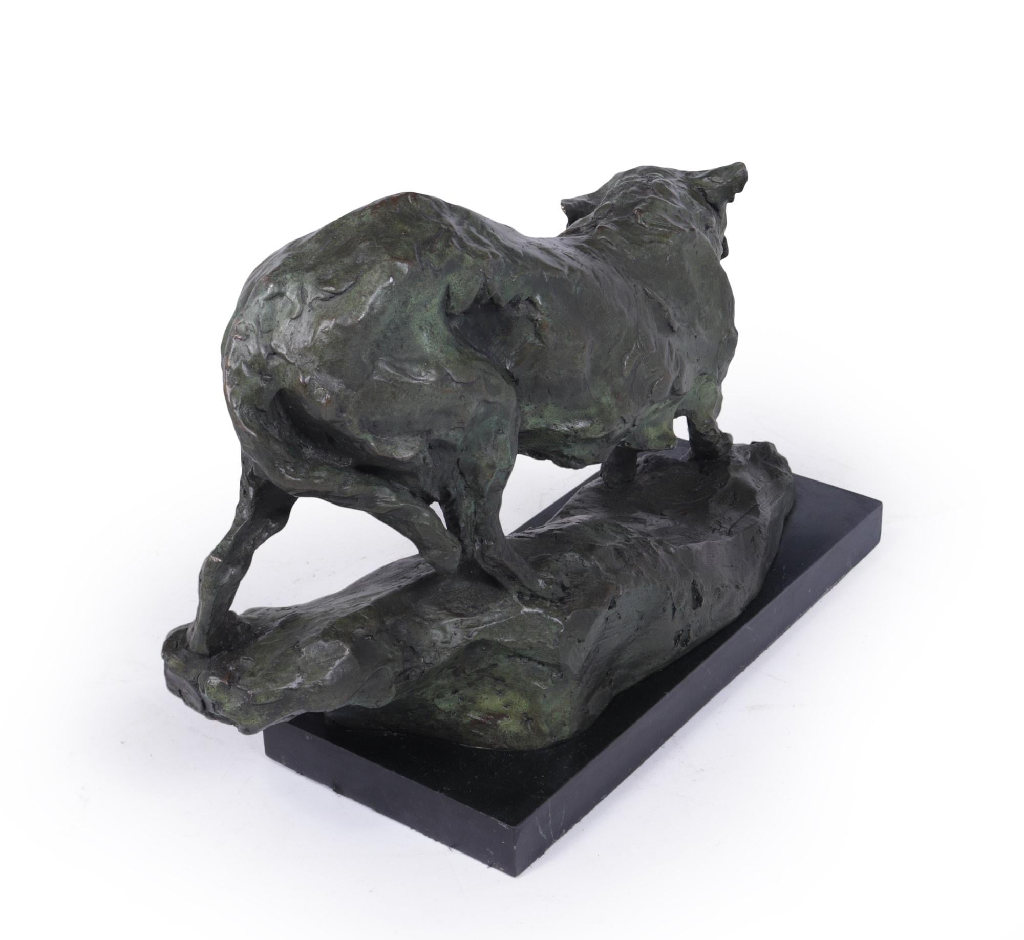 European Mid Century Bronze Studio Sculpture of Wolf For Sale