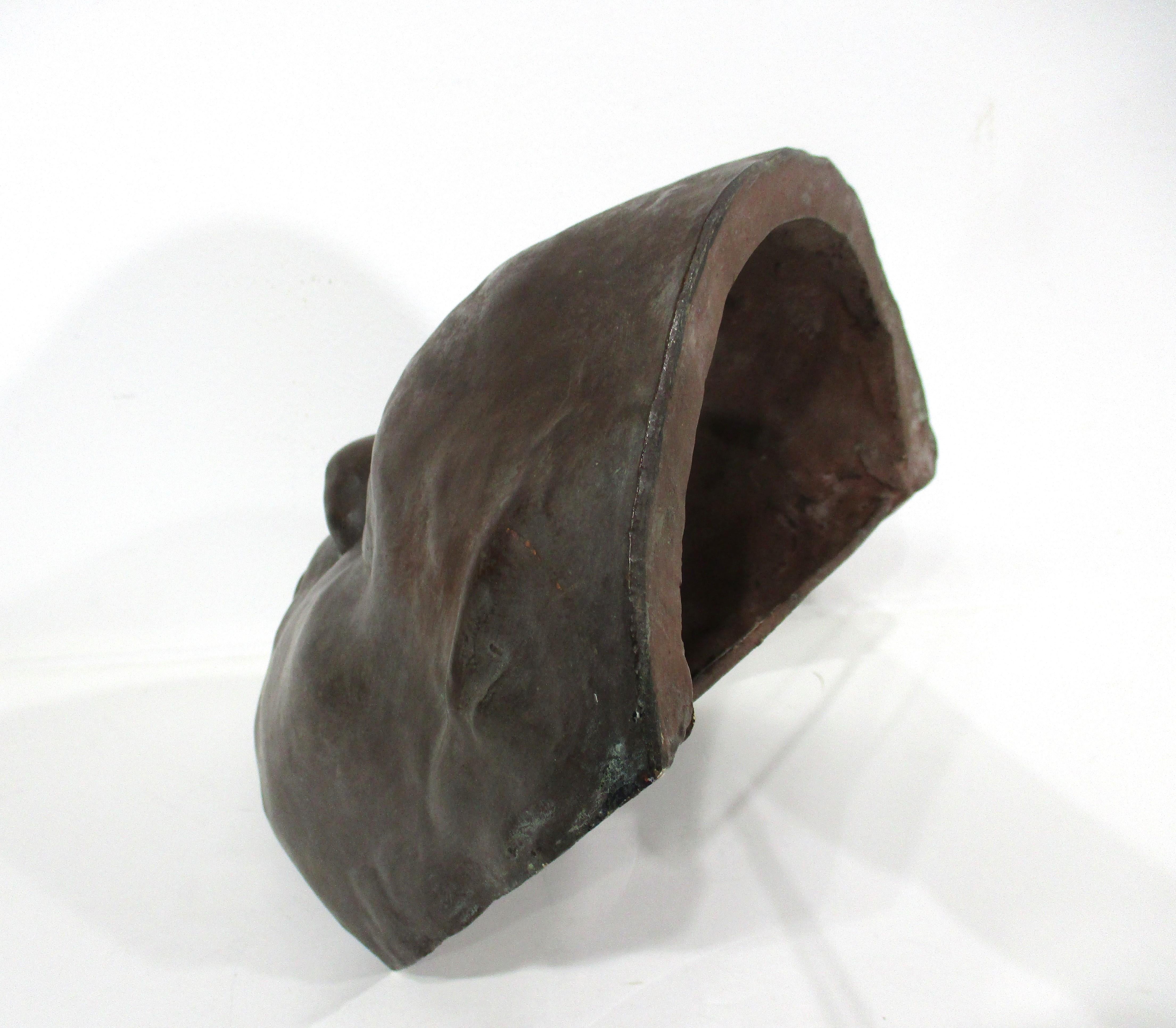 Mid Century Bronze Stil Guss Gips männliche Maske  im Zustand „Gut“ im Angebot in Cincinnati, OH