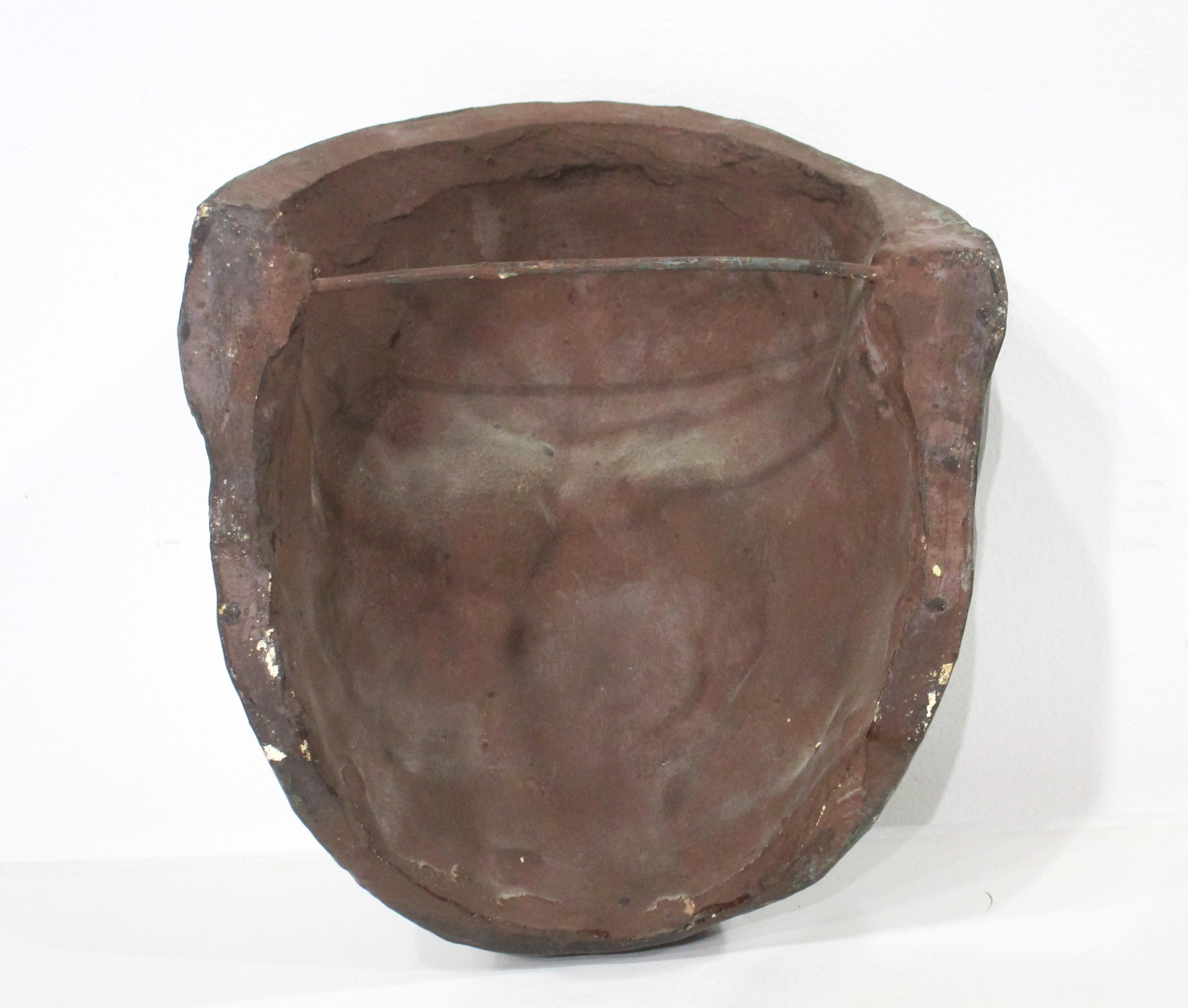 Mid Century Bronze Stil Guss Gips männliche Maske  (20. Jahrhundert) im Angebot