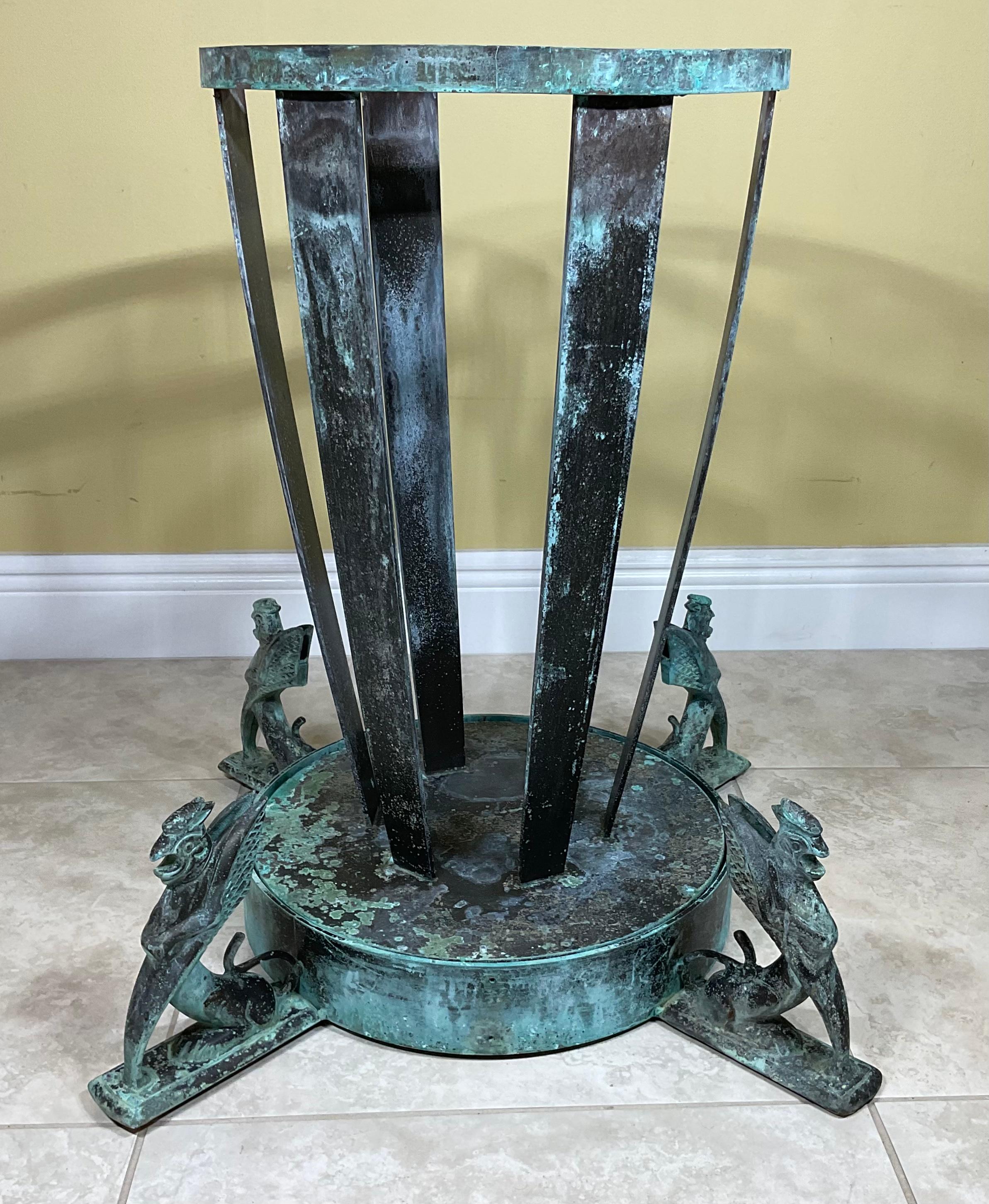 Base de table en bronze du milieu du siècle dernier en vente 3