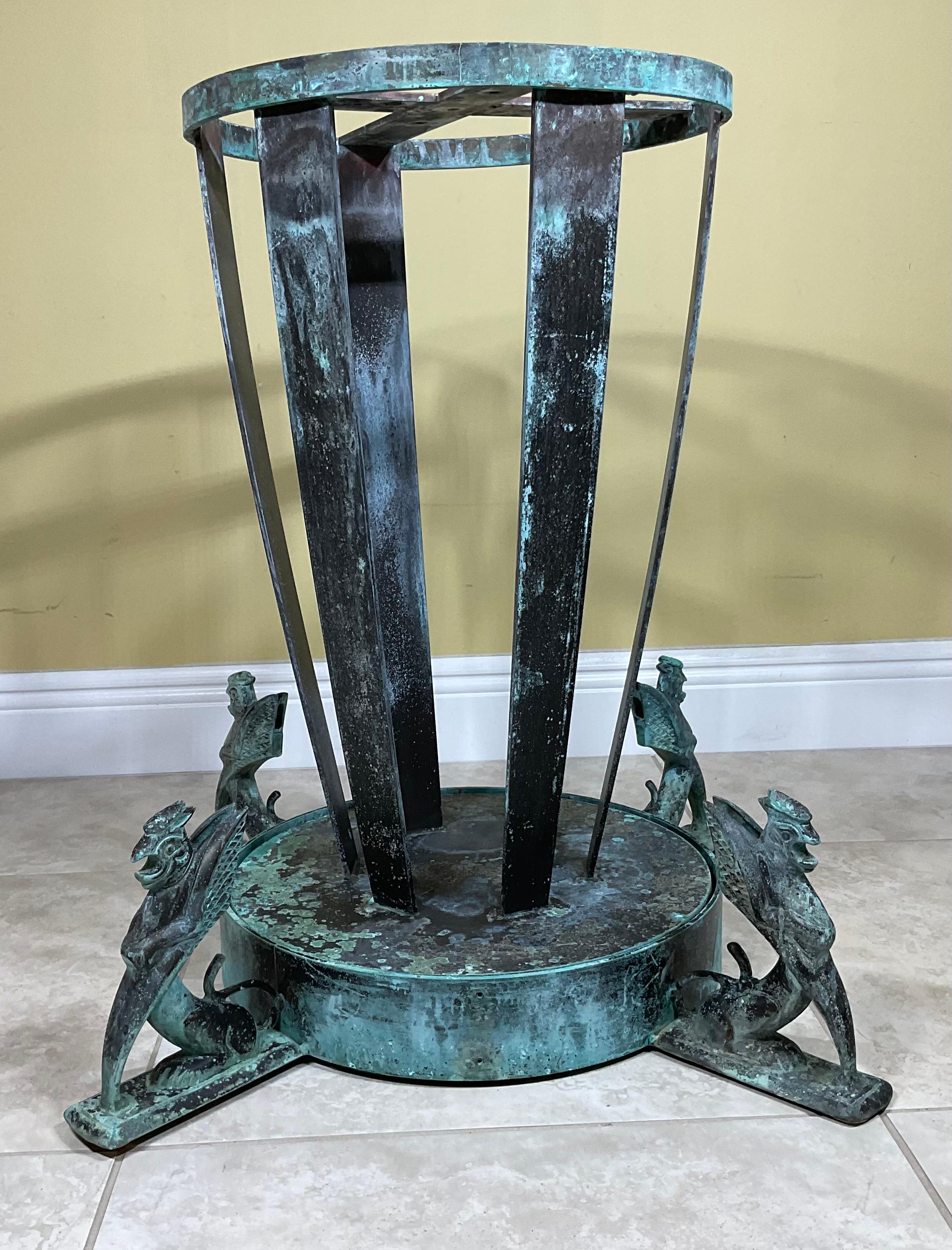 Base de table en bronze du milieu du siècle dernier en vente 5
