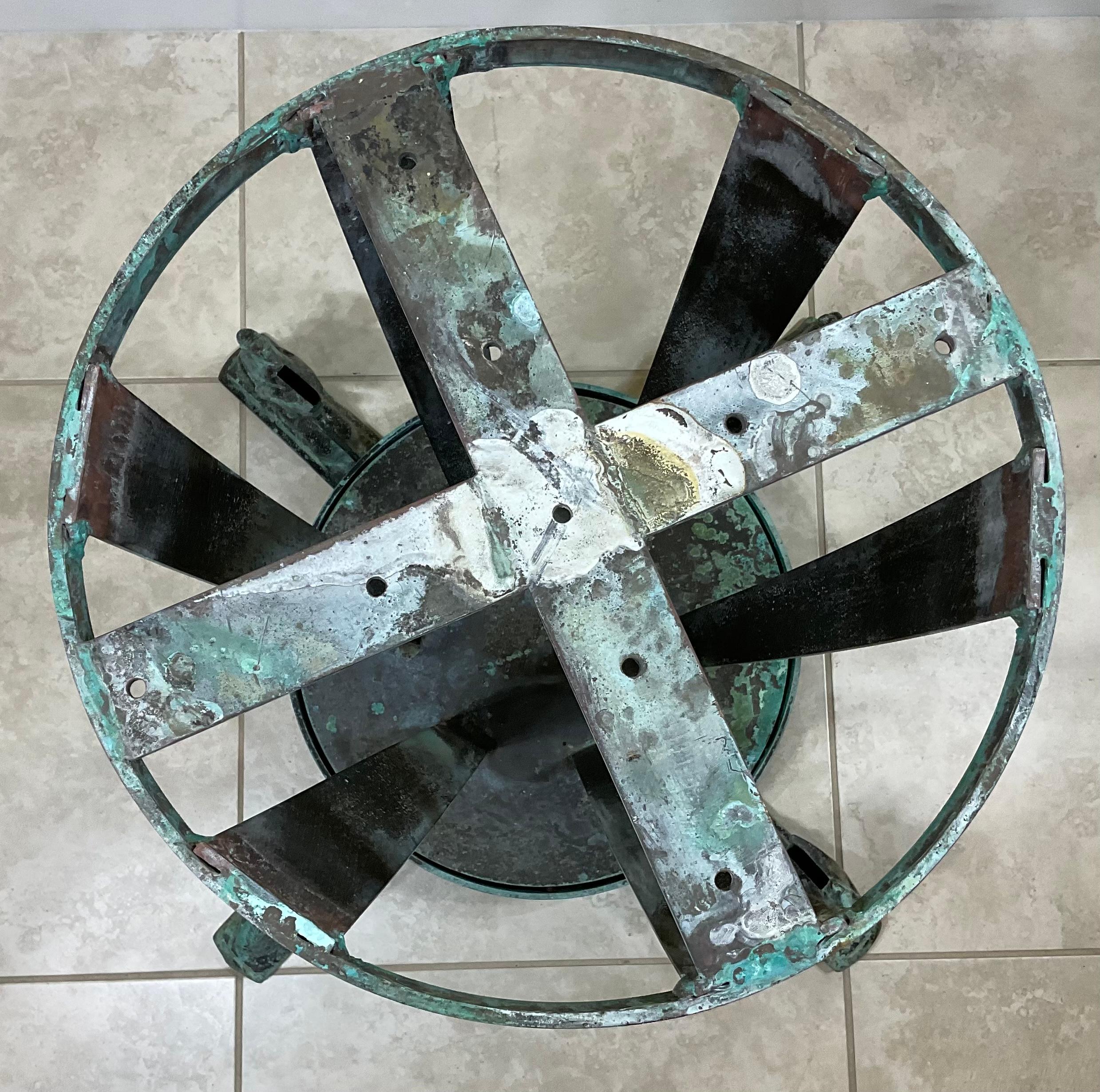 Base de table en bronze du milieu du siècle dernier Bon état - En vente à Delray Beach, FL
