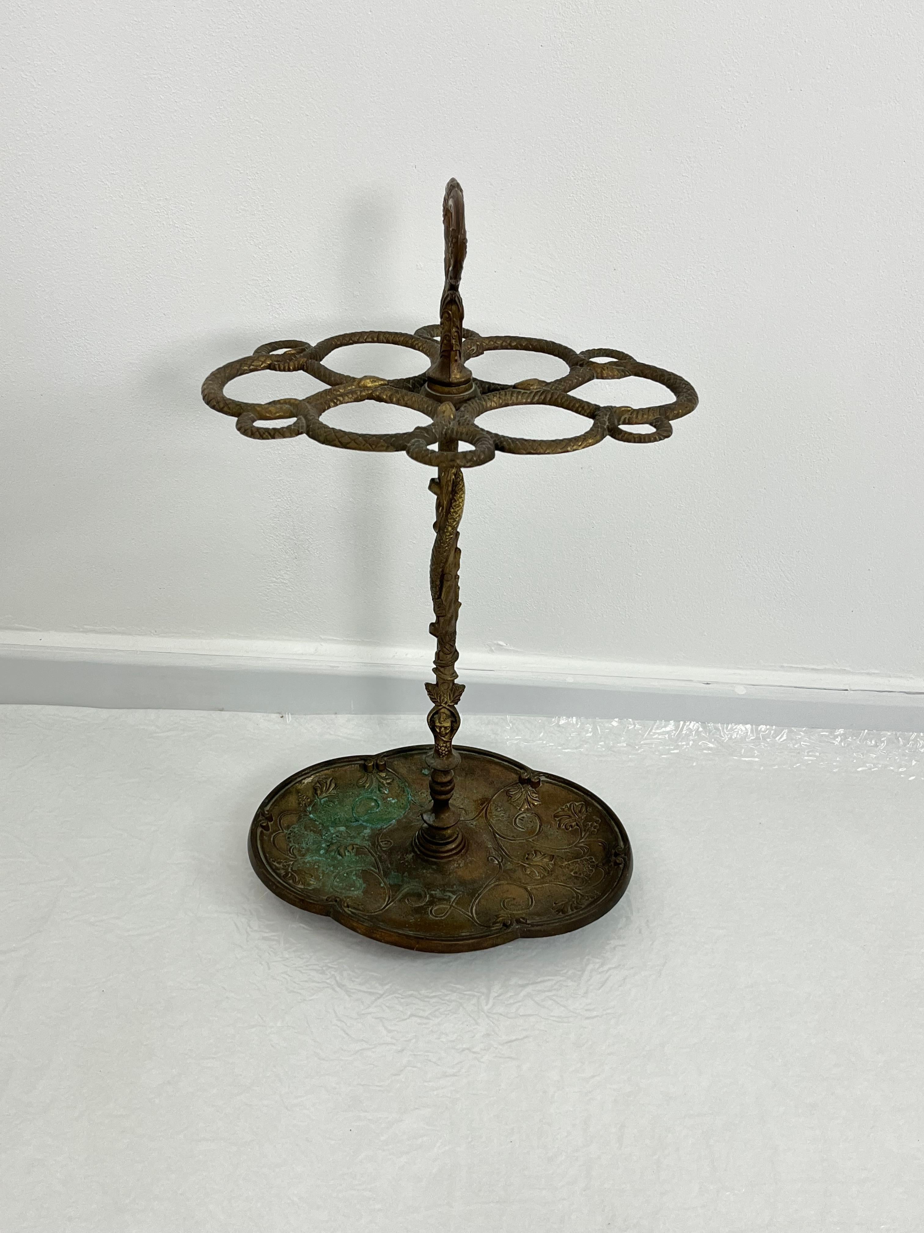 Portaombrelli in bronzo di metà secolo, Made in Italy, anni '40 In condizioni buone in vendita a Palermo, IT