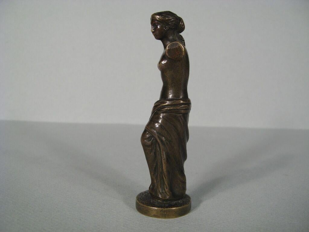 Presse-papiers Venus de Milo en bronze du milieu du siècle -1Y41 Bon état à Bordeaux, FR