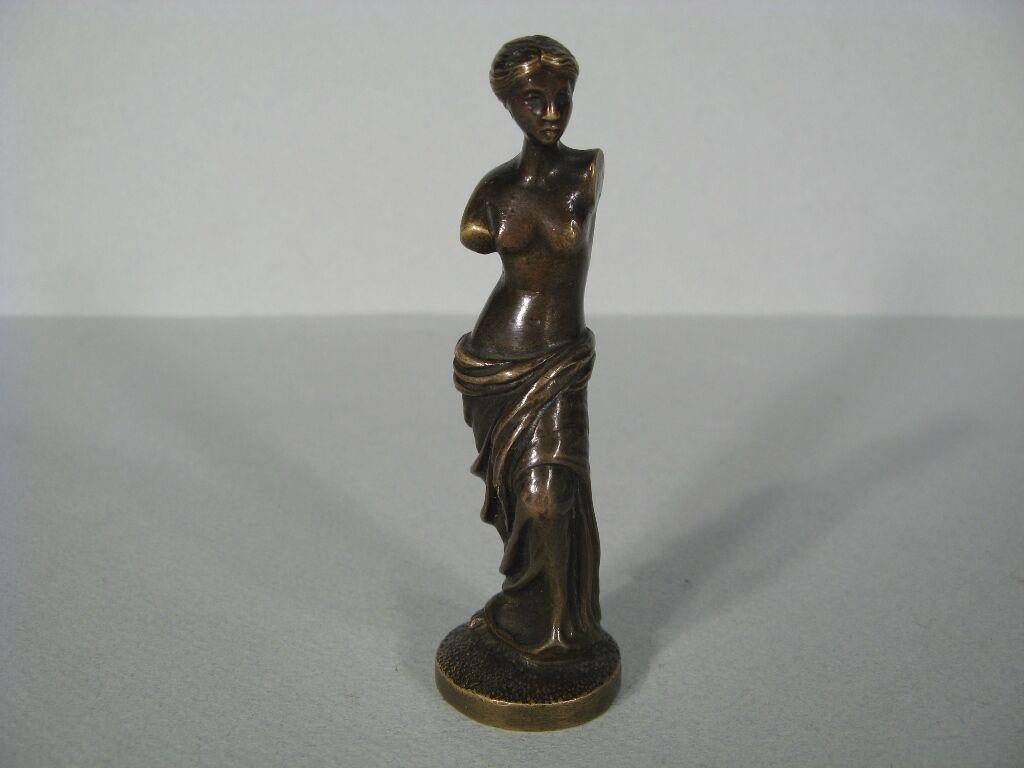 20ième siècle Presse-papiers Venus de Milo en bronze du milieu du siècle -1Y41