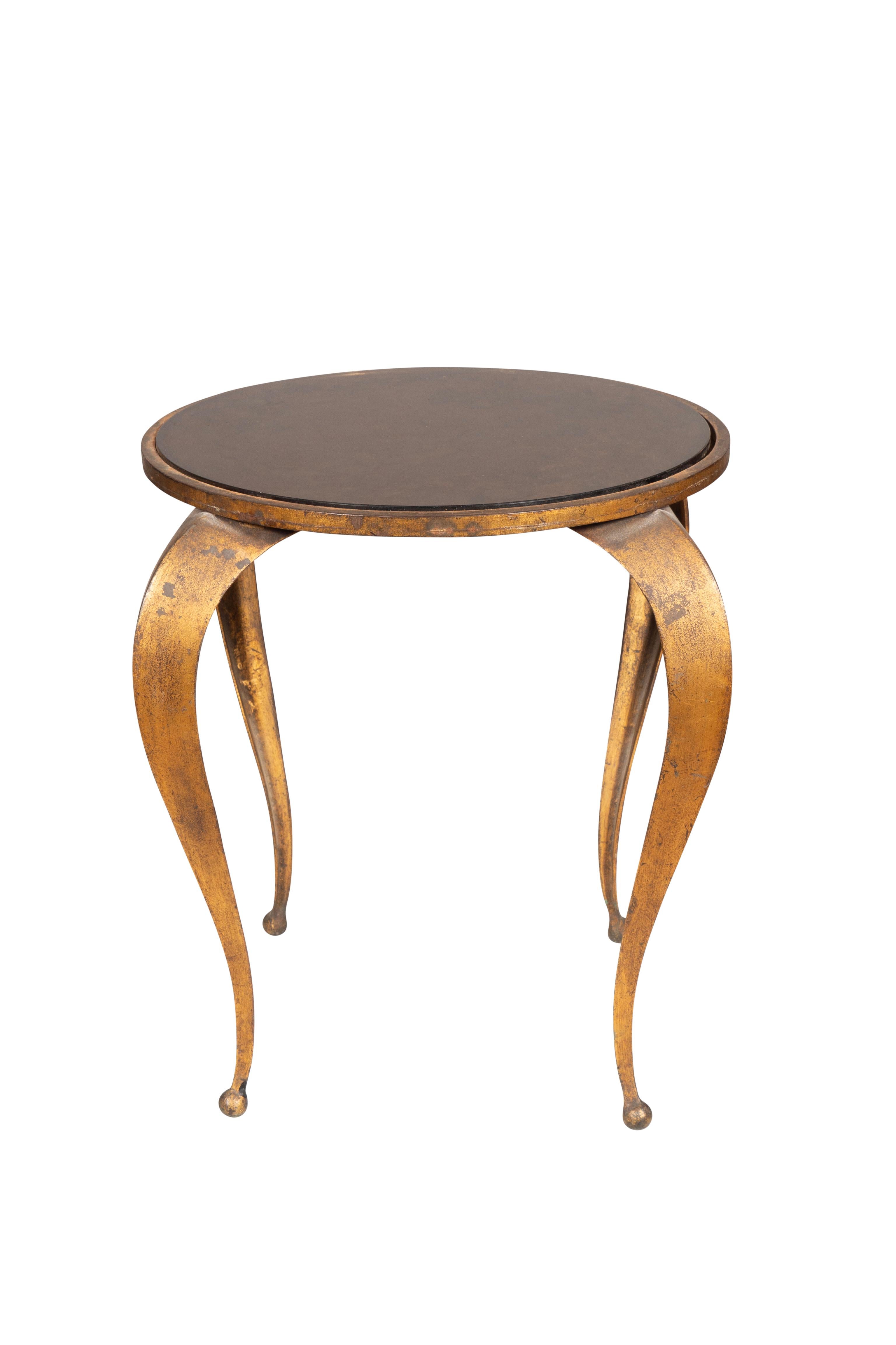 Mid-Century Modern Table en métal bronzé et fausse tortue du milieu du siècle en vente