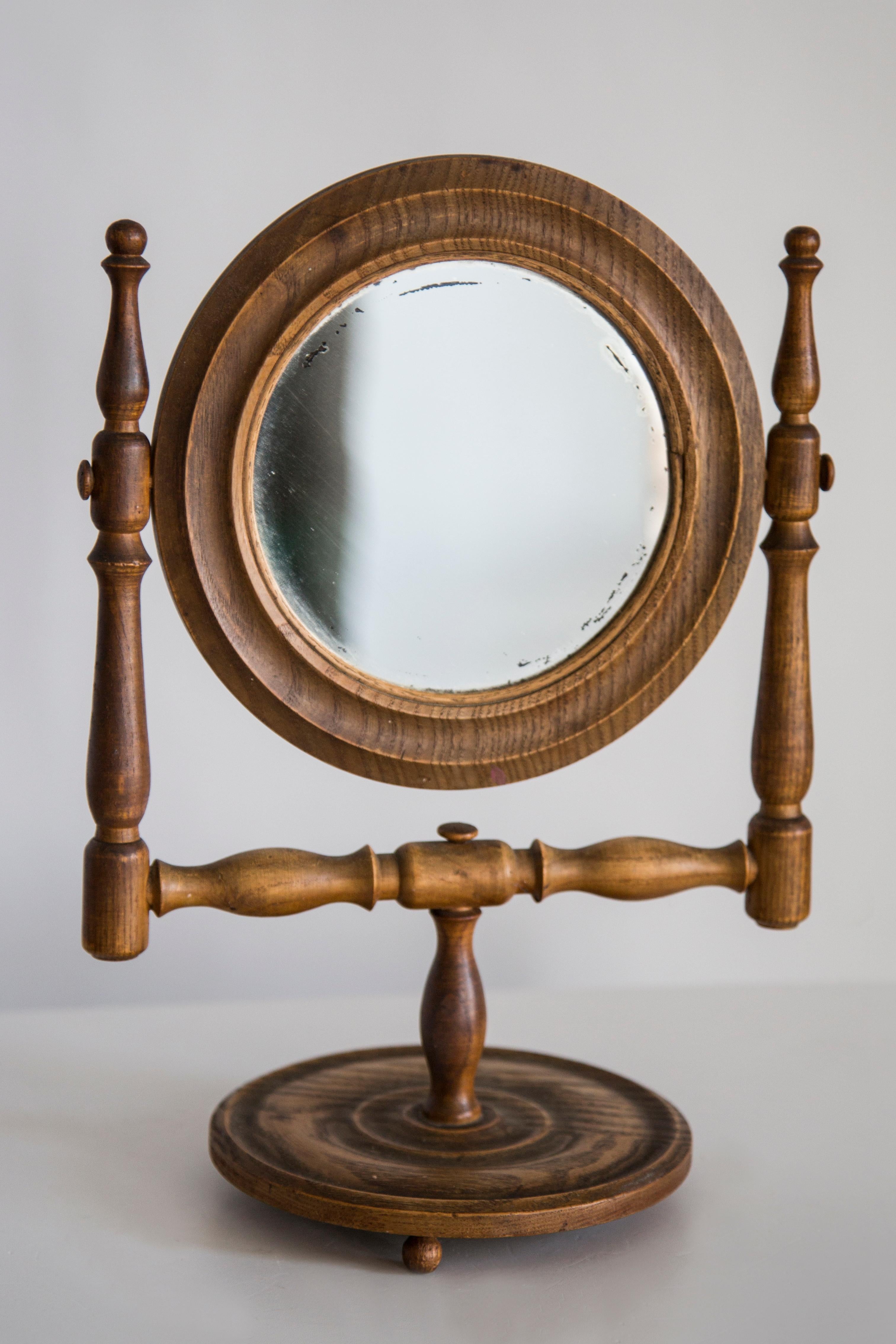 italien Miroir de table décoratif du milieu du siècle, de couleur Brown, dans un cadre en Wood, Italie, années 1960 en vente
