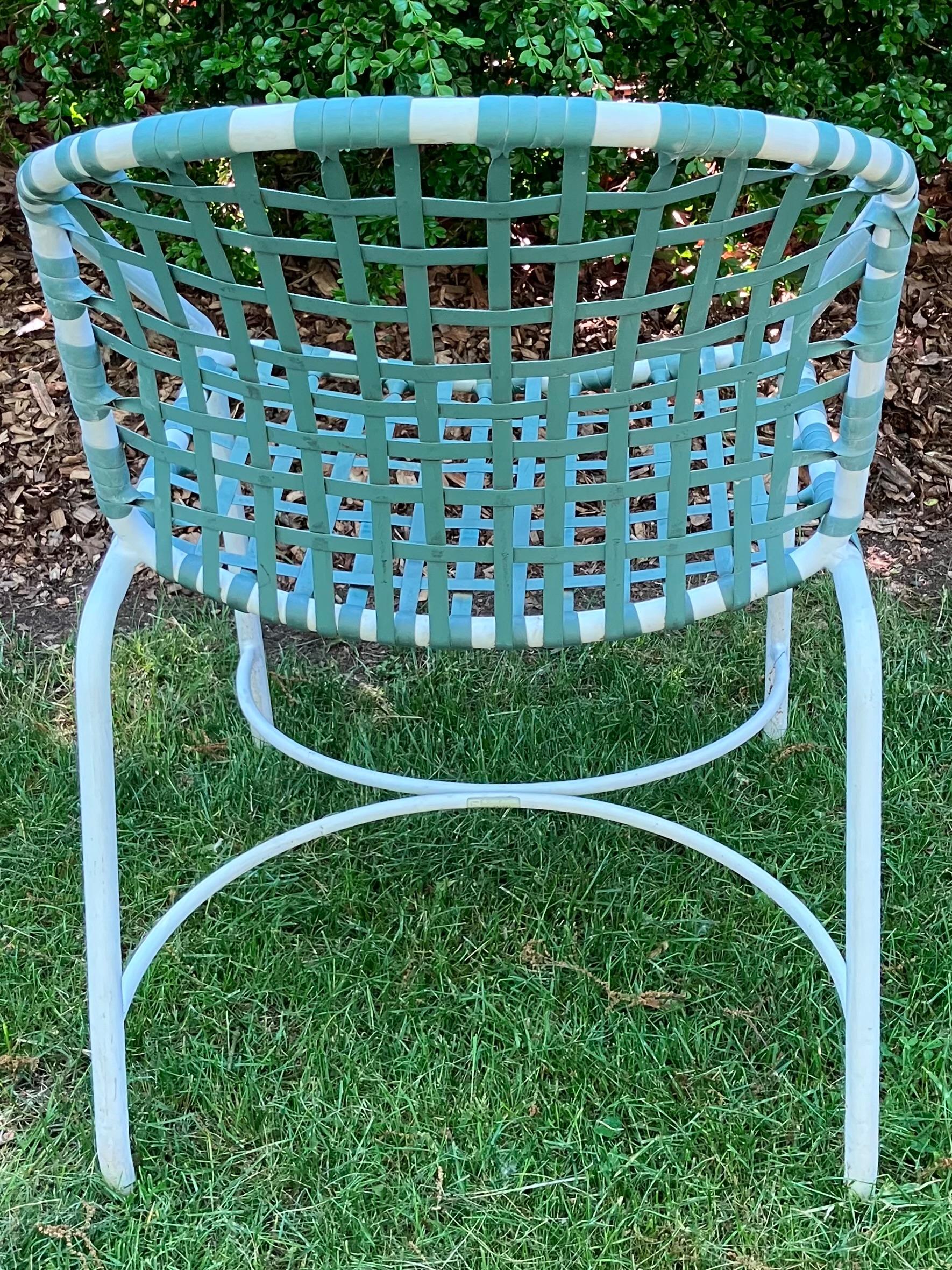 Mid-Century Brown Jordan Chair In Good Condition For Sale In New York, NY