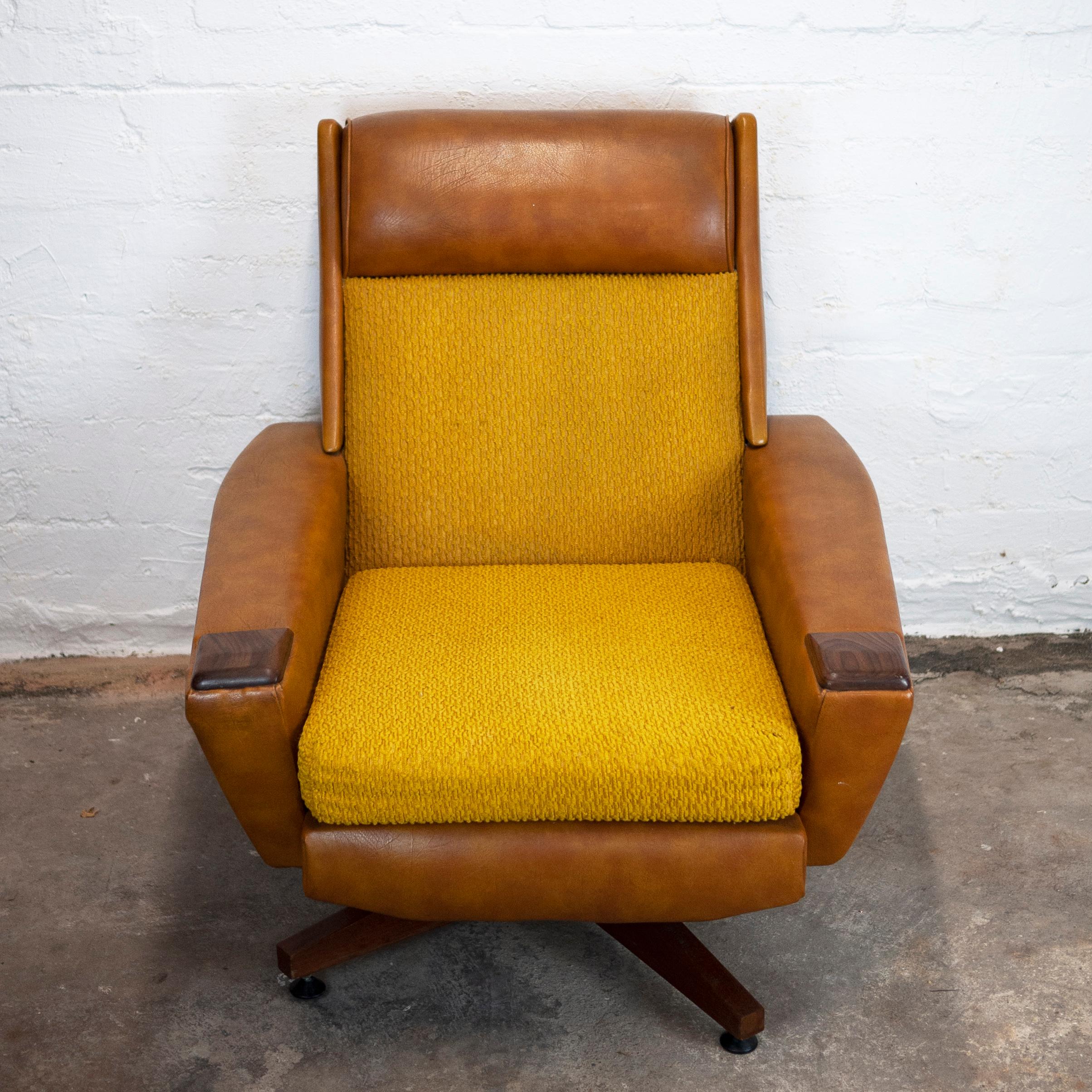 Mid-Century Brown Leather and Mustard Textured Fabric Armchair, 1970s For Sale 2