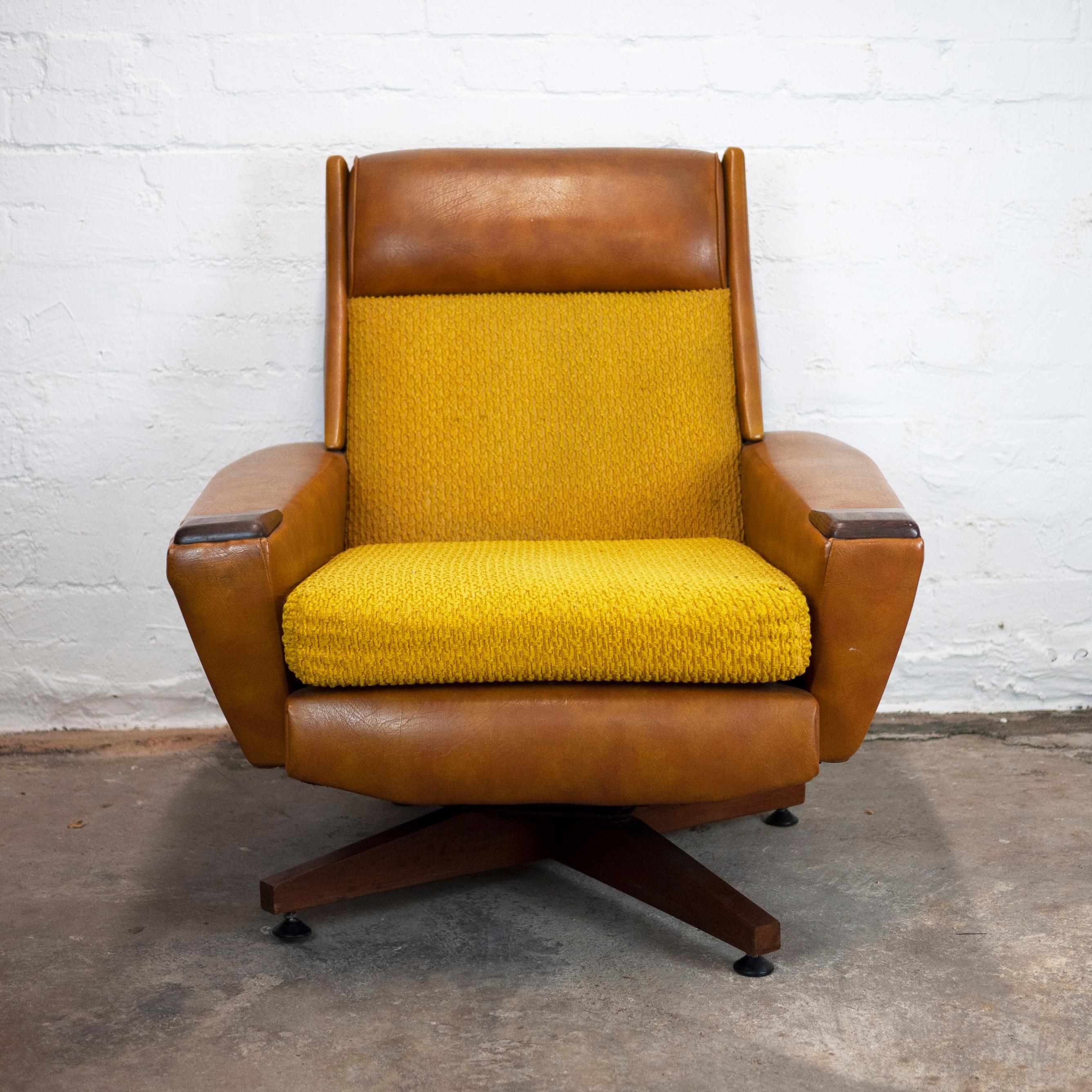 Mid-Century Brown Leather and Mustard Textured Fabric Armchair, 1970s For Sale 3