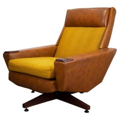 Fauteuil du milieu du siècle en cuir marron et tissu texturé moutarde, 1970