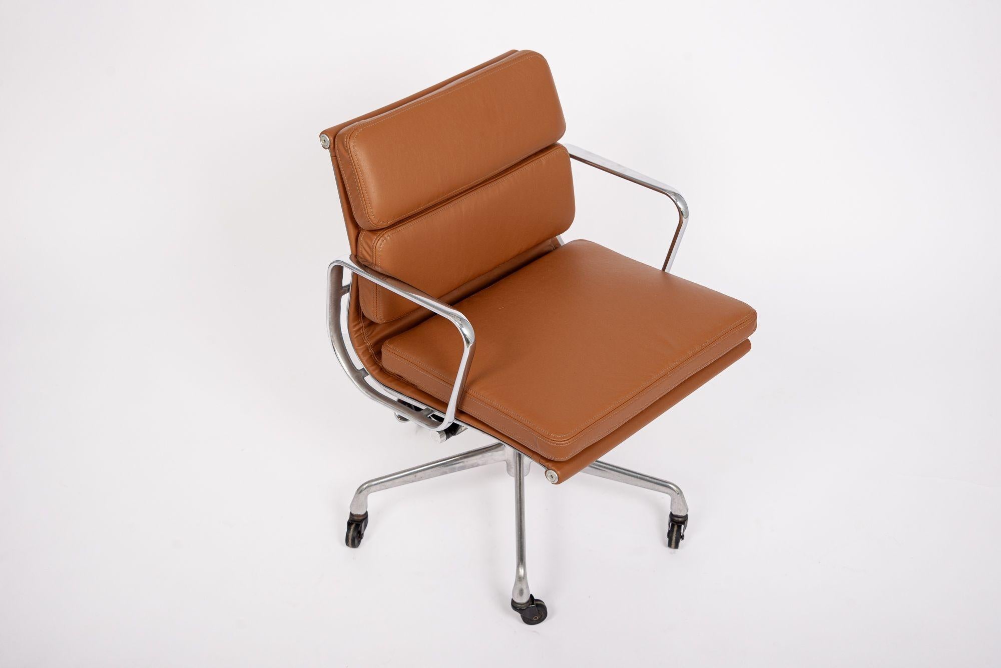 Mid Century Brown Leather Office Chair by Eames for Herman Miller 2000s For Sale 2
