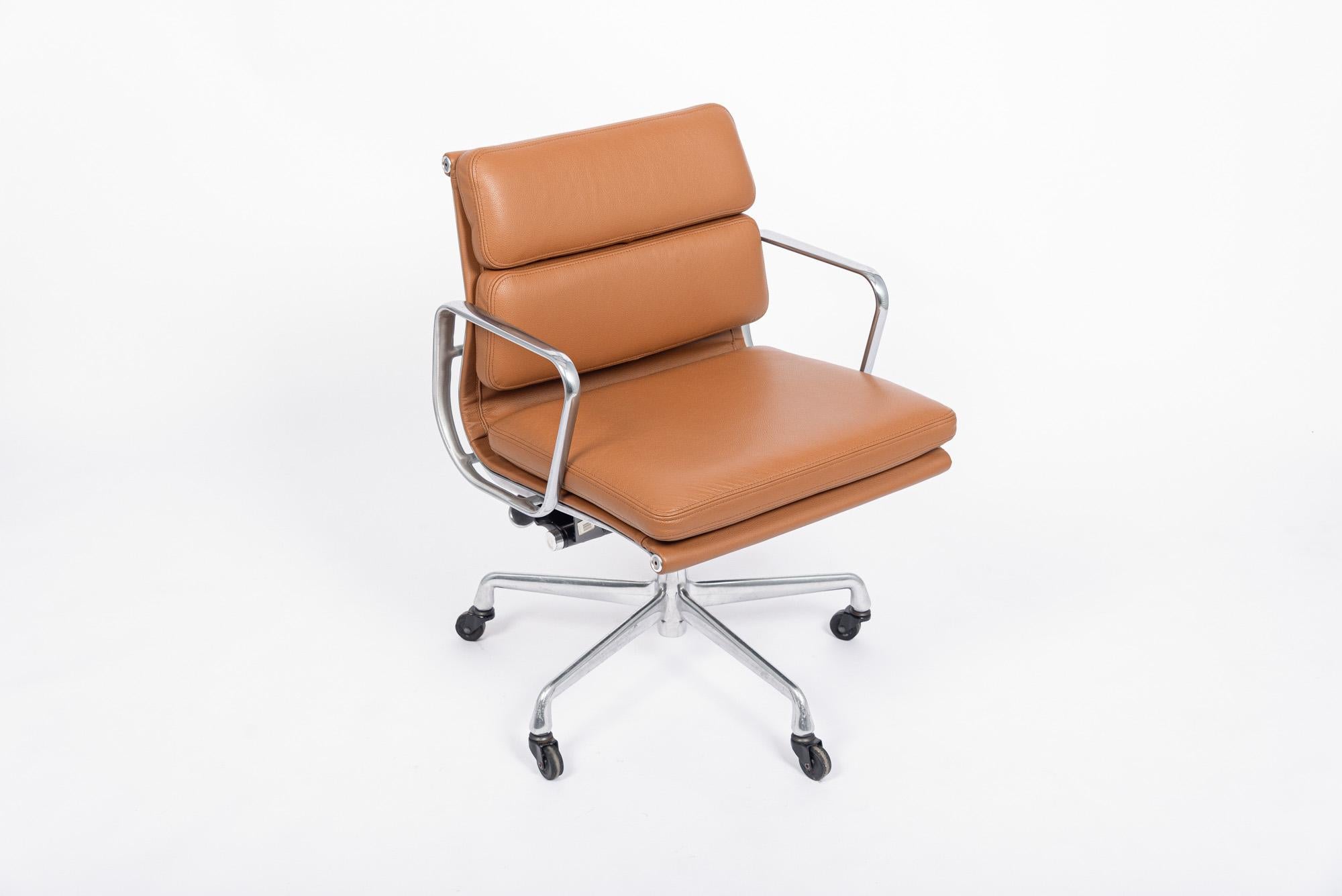 American Mid Century Brown Leather Office Chair by Eames for Herman Miller 