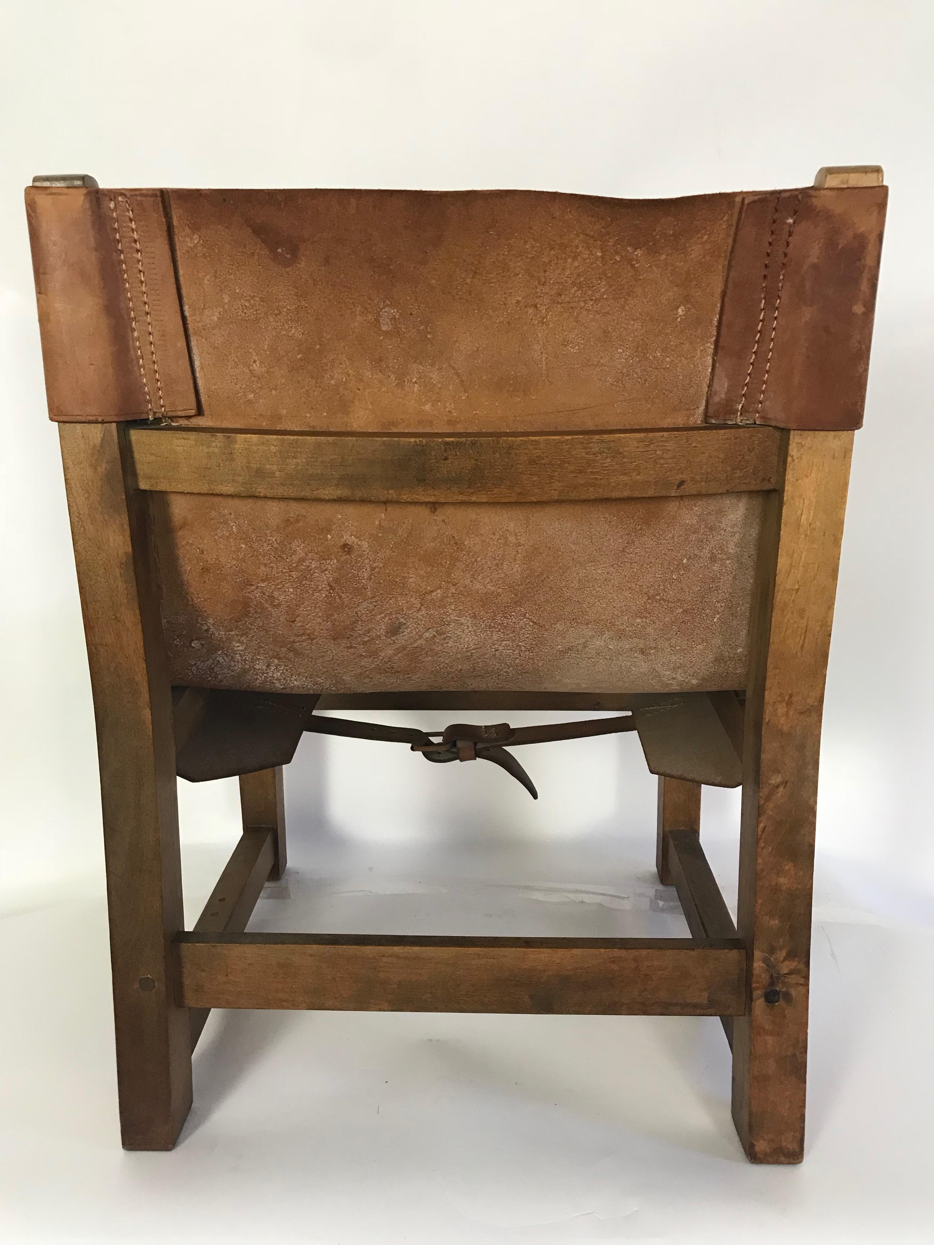 Mid-Century Brown Leather Spanish Fireplace Chair (Leder)