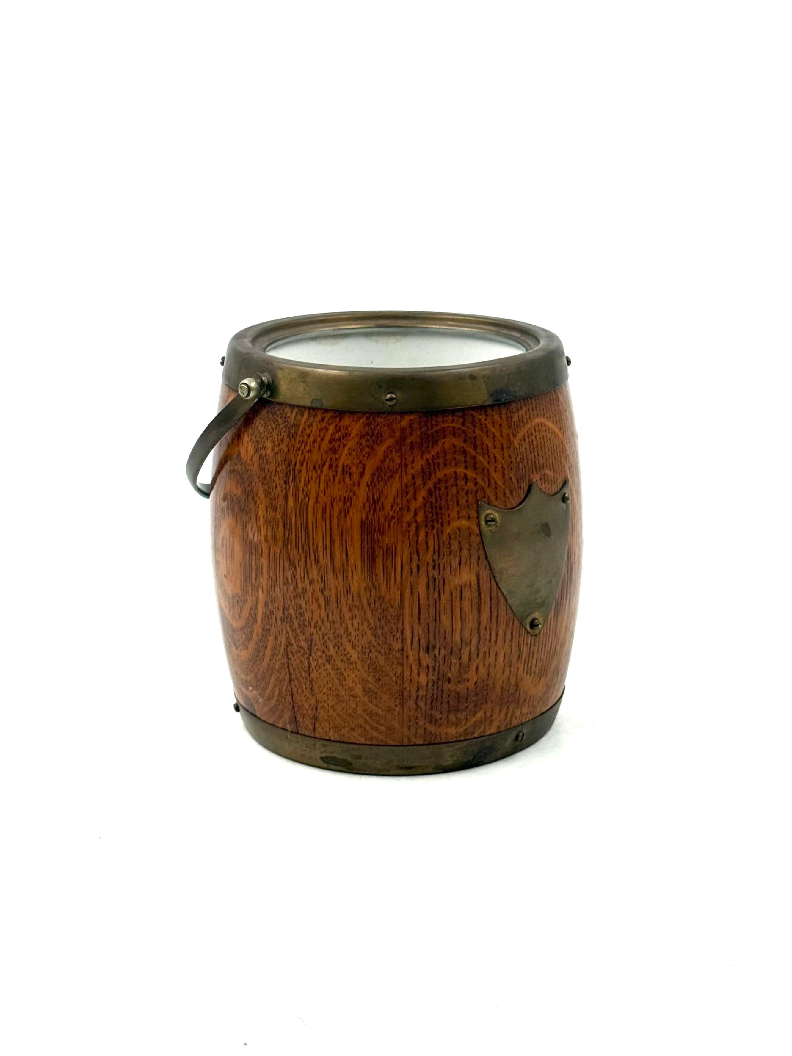 Mid-century brown oak ice bucket, Italy 1950s For Sale 1