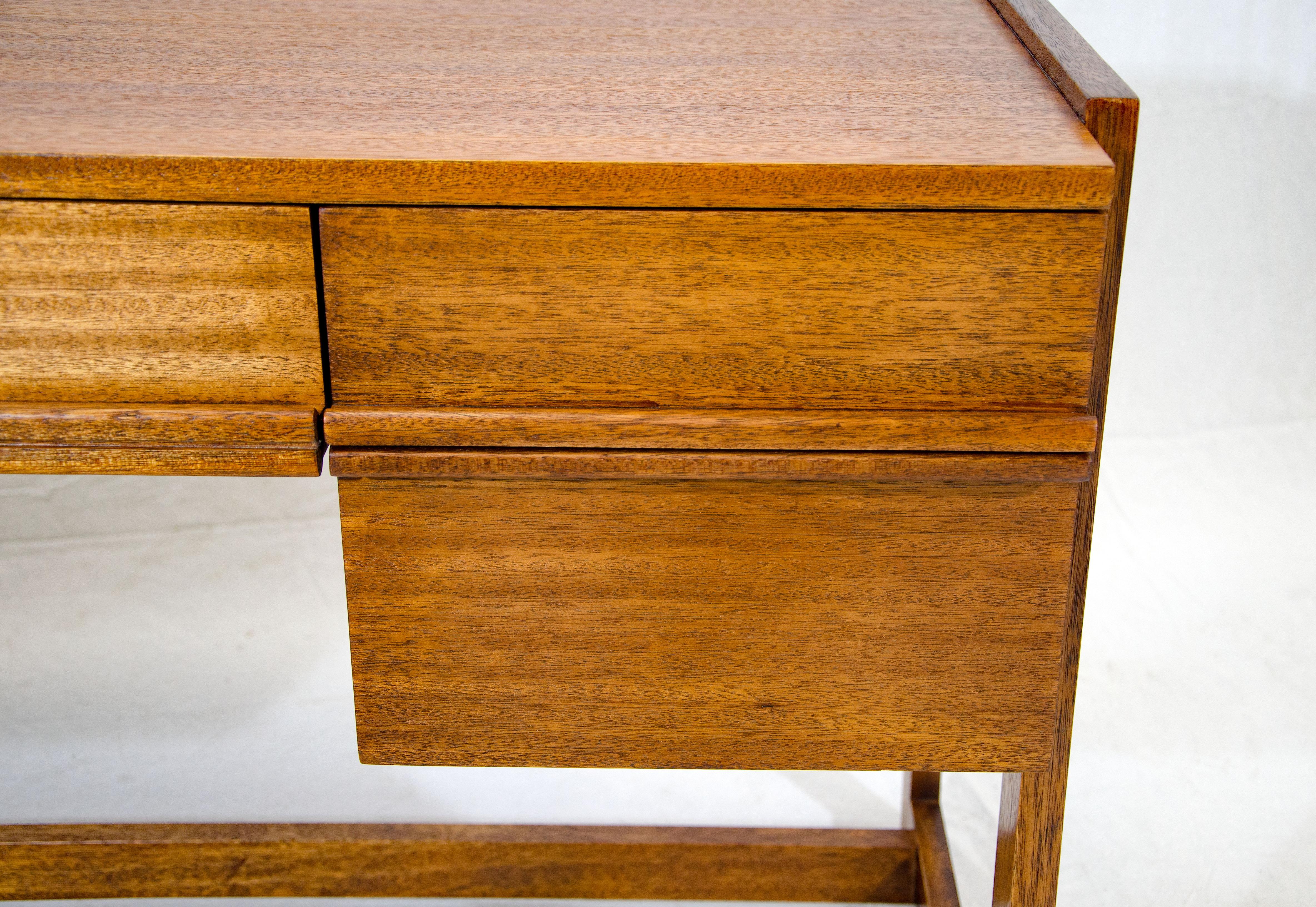 Mid-Century Modern Midcentury Brown Saltman Desk by Paul Laszlo