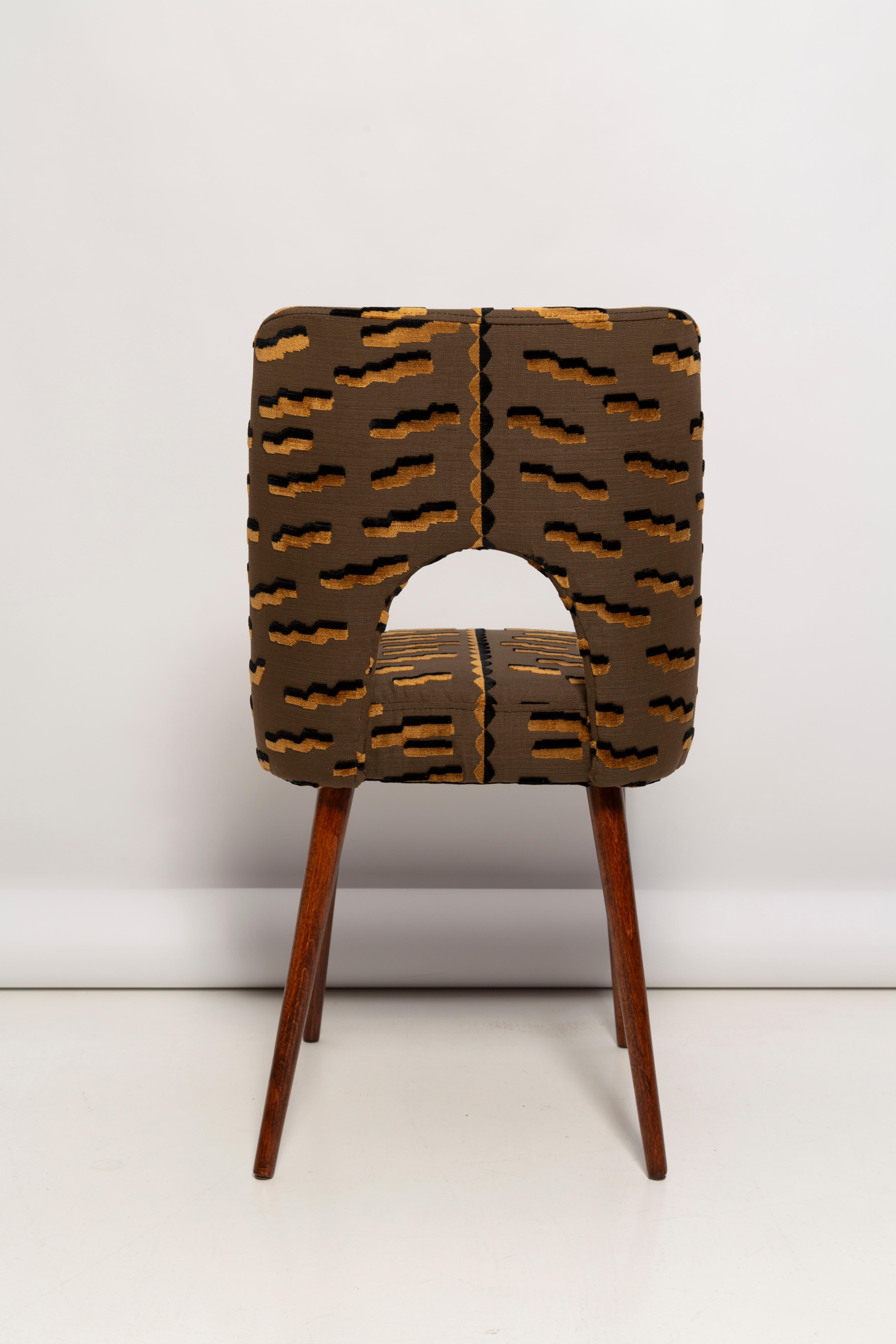 Mid Century Brown Tiger Beat Jacquard Velvet Shell Chair, Europe, 1960s For Sale 4