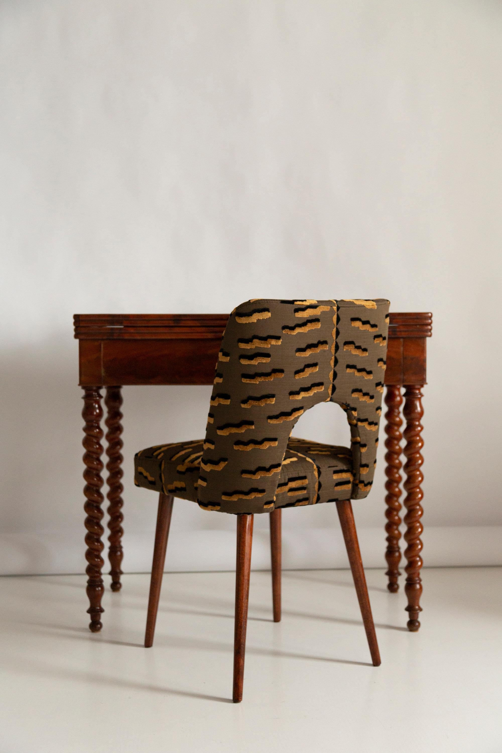 Polish Mid Century Brown Tiger Beat Jacquard Velvet Shell Chair, Europe, 1960s For Sale