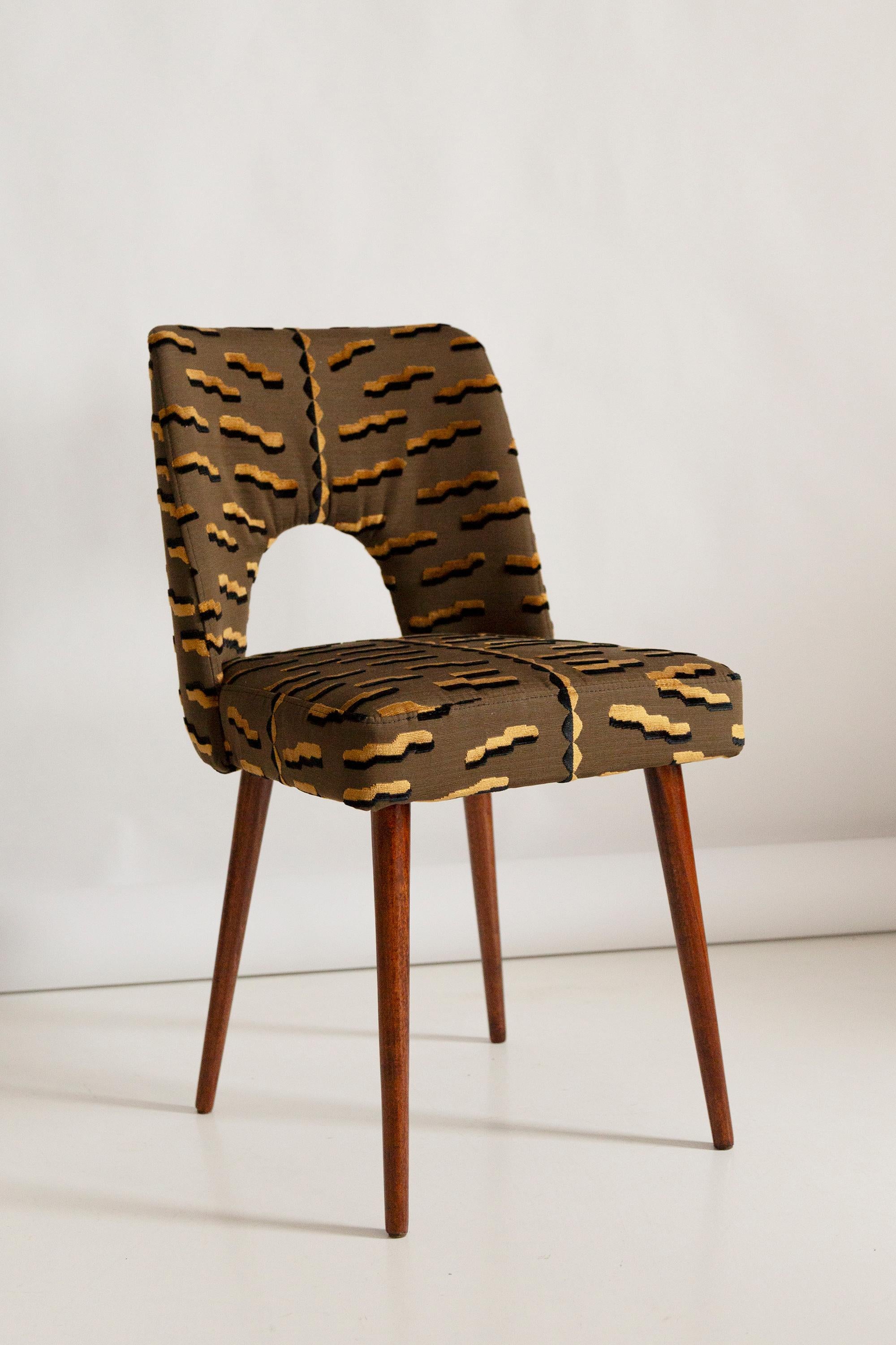 20th Century Mid Century Brown Tiger Beat Jacquard Velvet Shell Chair, Europe, 1960s For Sale