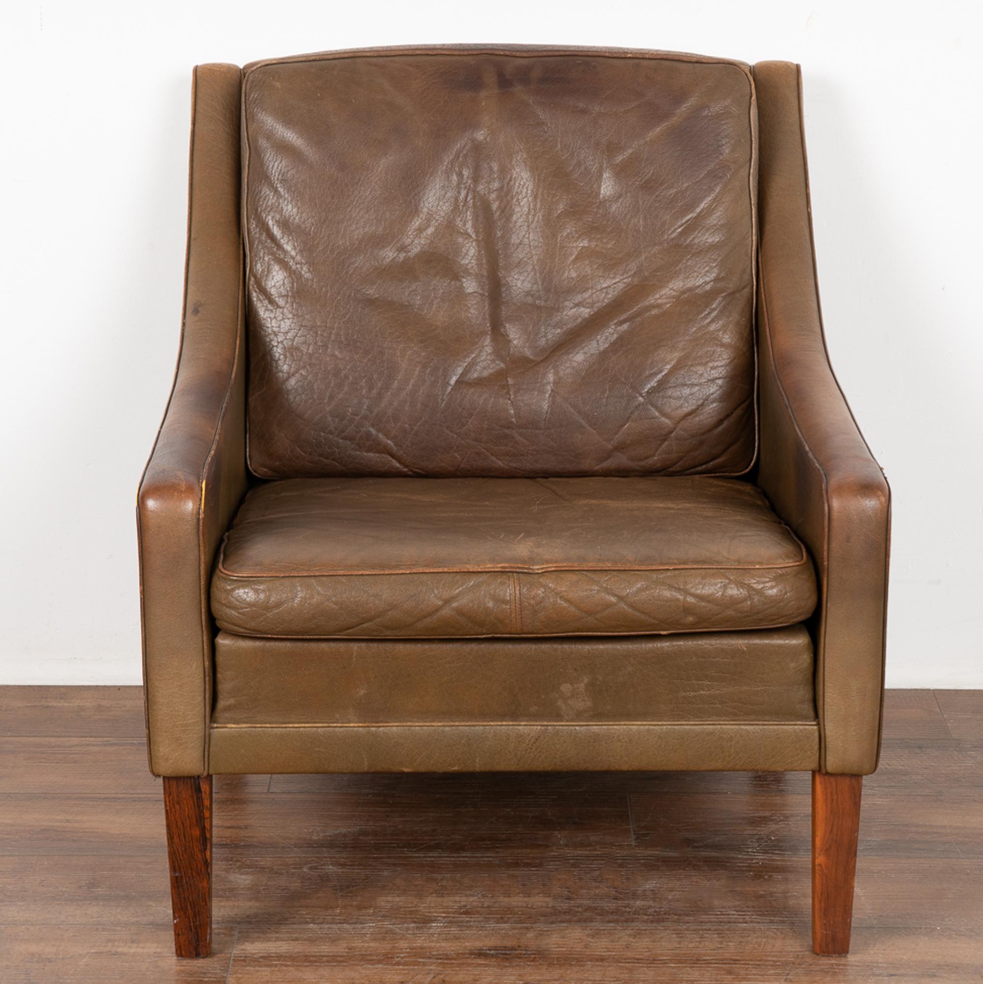 Mid-Century Modern Mid Century Brown Vintage Leather Arm Chair, Denmark circa 1960-70 For Sale