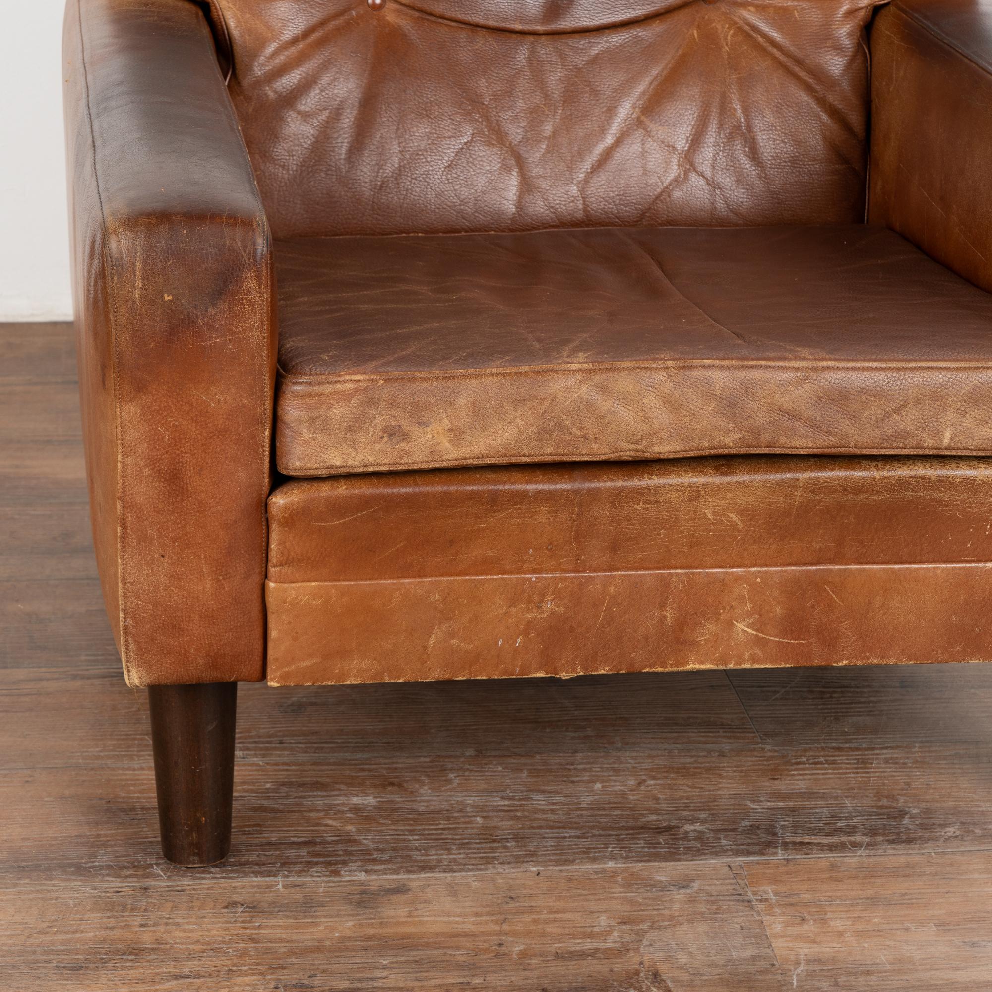 Mid Century Brown Vintage Leather Arm Chair, Denmark circa 1960 For Sale 1