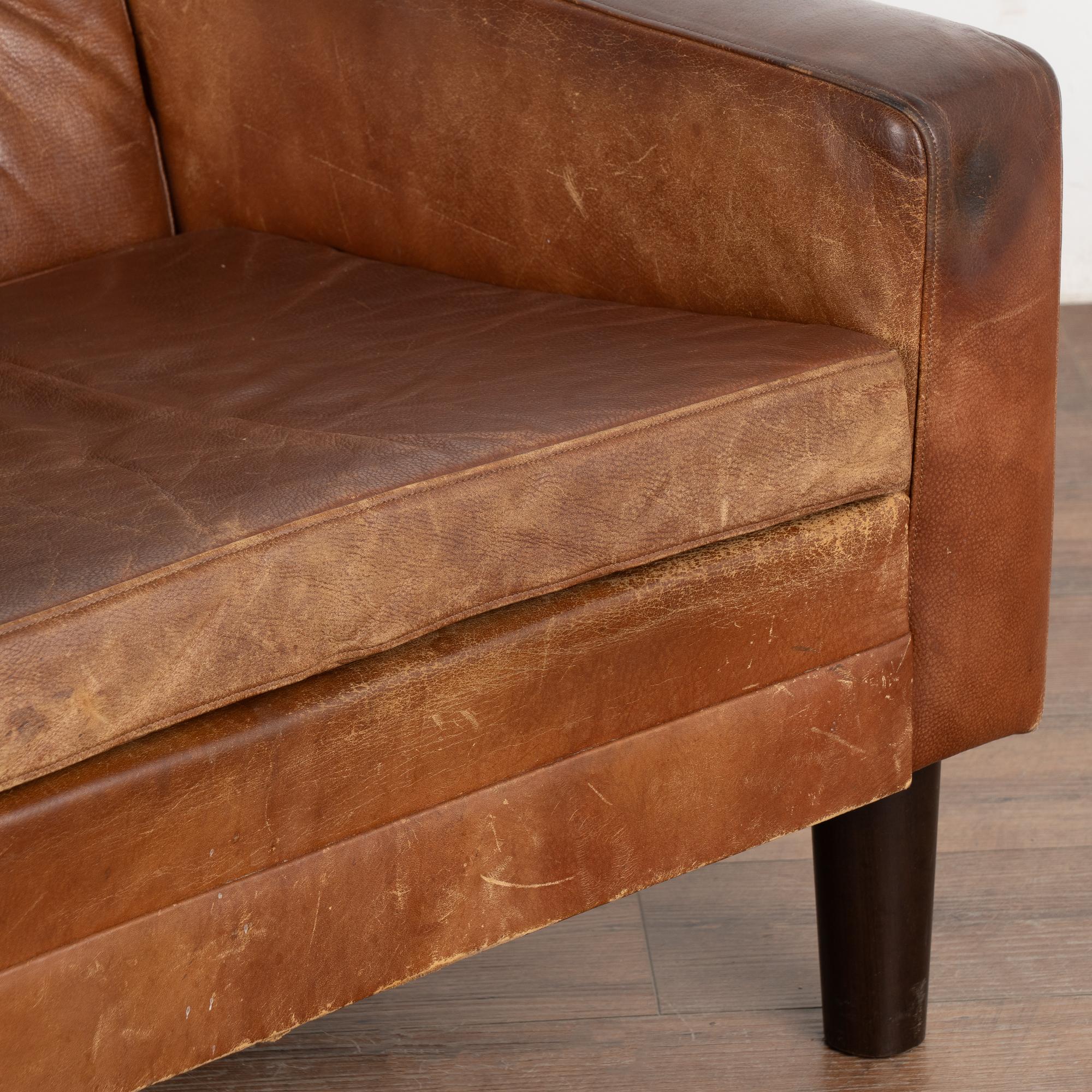 Mid Century Brown Vintage Leather Arm Chair, Denmark circa 1960 For Sale 2