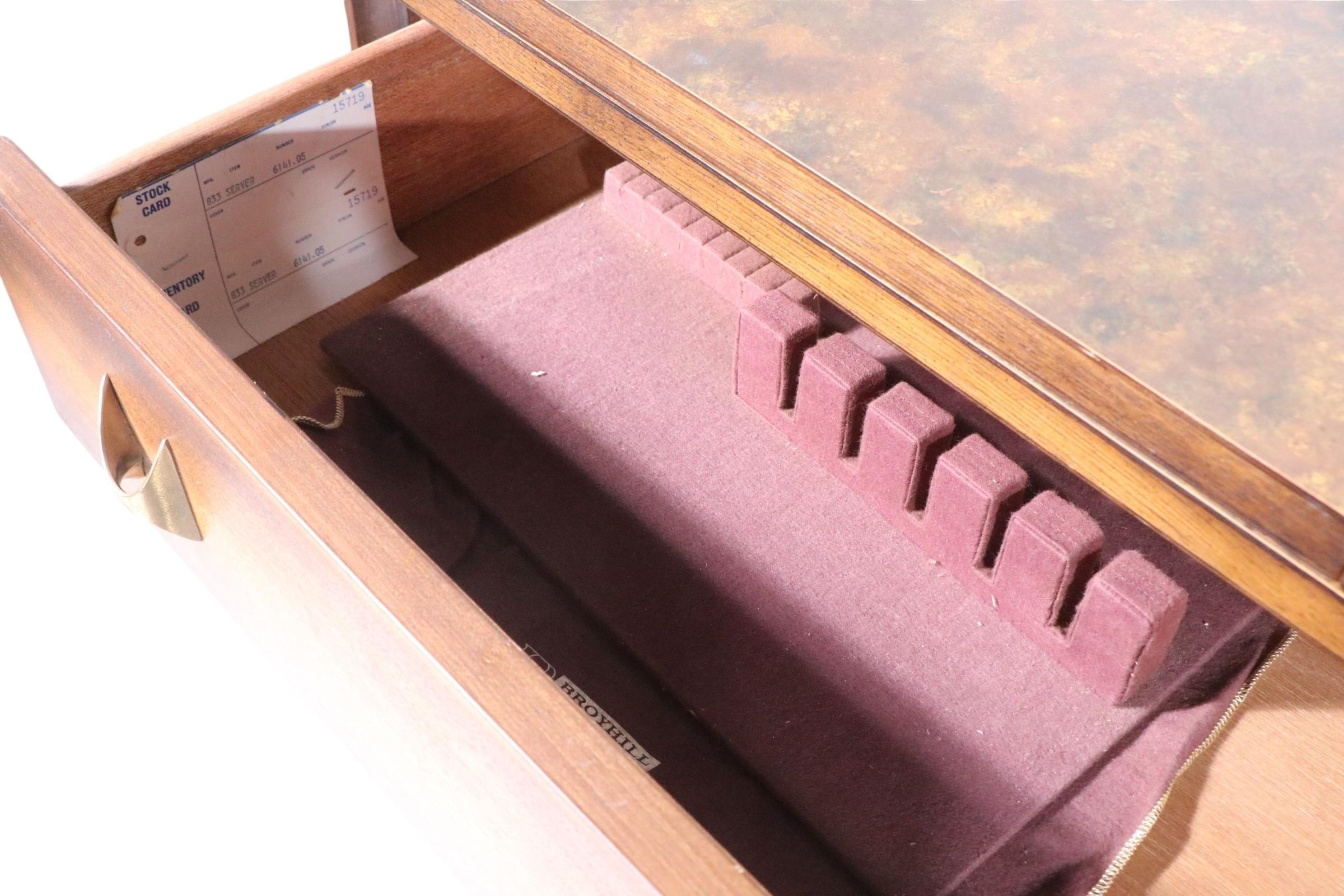 Mid Century Broyhill Brasilia Barra Seca c. 1960's en venta 11