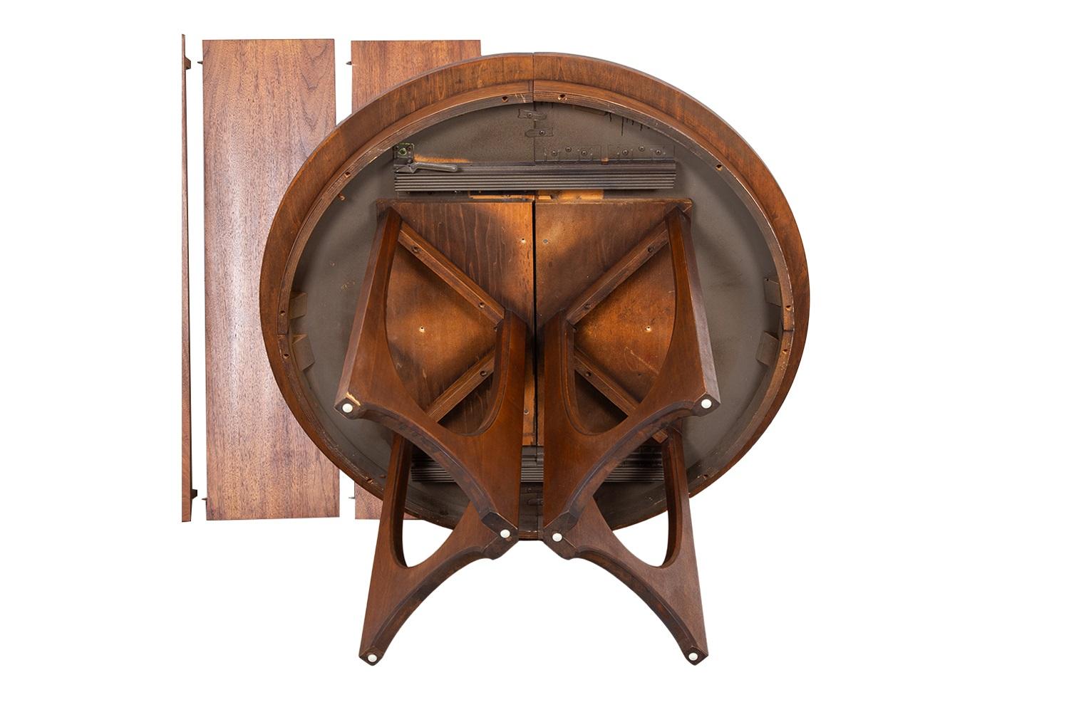 Table de salle à manger Broyhill Brasilia du milieu du siècle dernier, à piédestal rond extensible 3