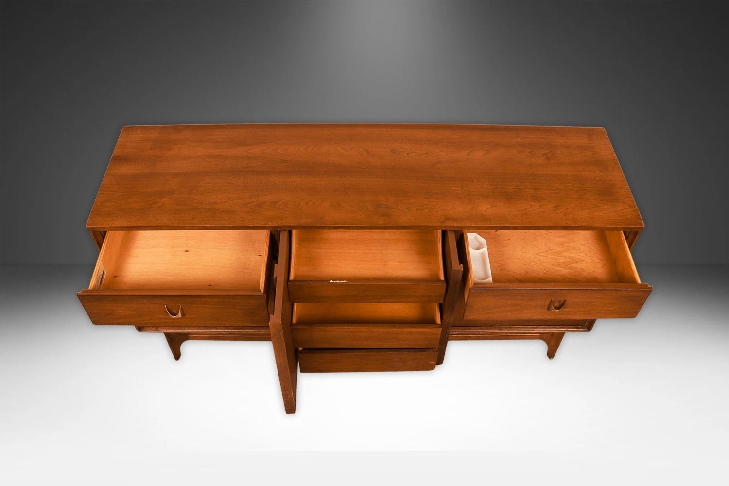 Mid-Century Modern Mid Century Broyhill Walnut Credenza Dresser For Sale