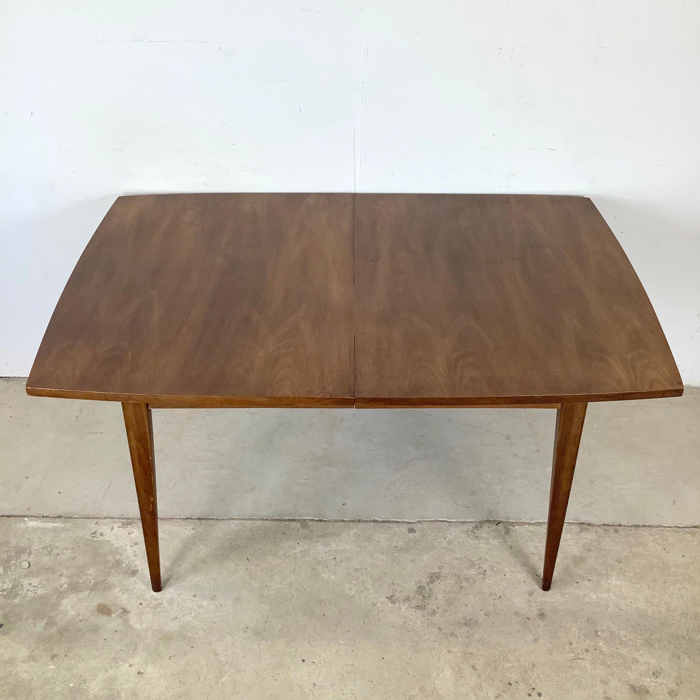 Mid-Century Broyhill Walnut Dining Table With Leaves For Sale 12