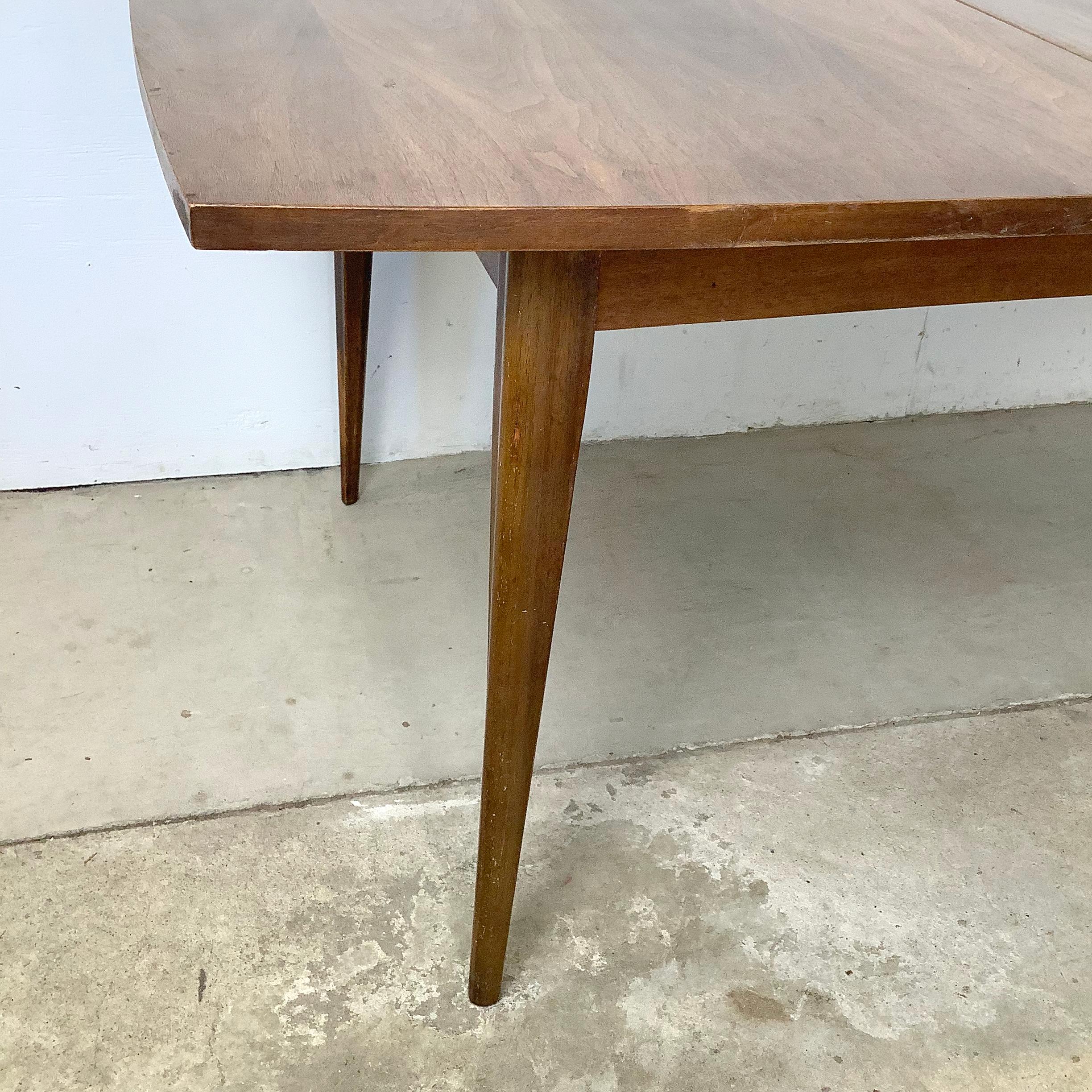 American Mid-Century Broyhill Walnut Dining Table With Leaves For Sale