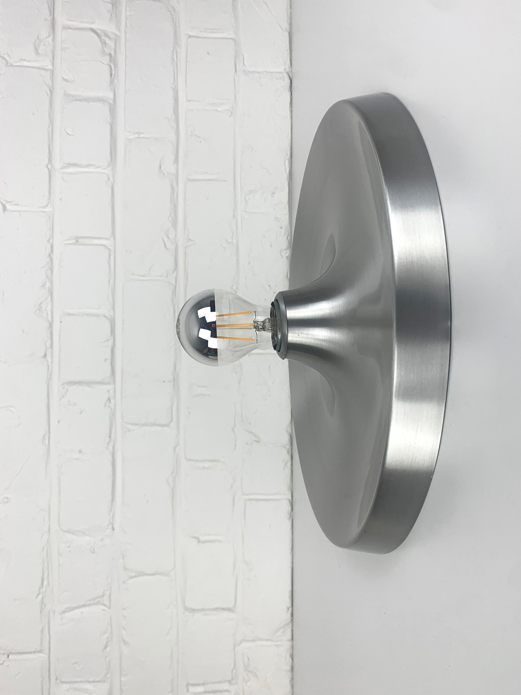 les arc lamp