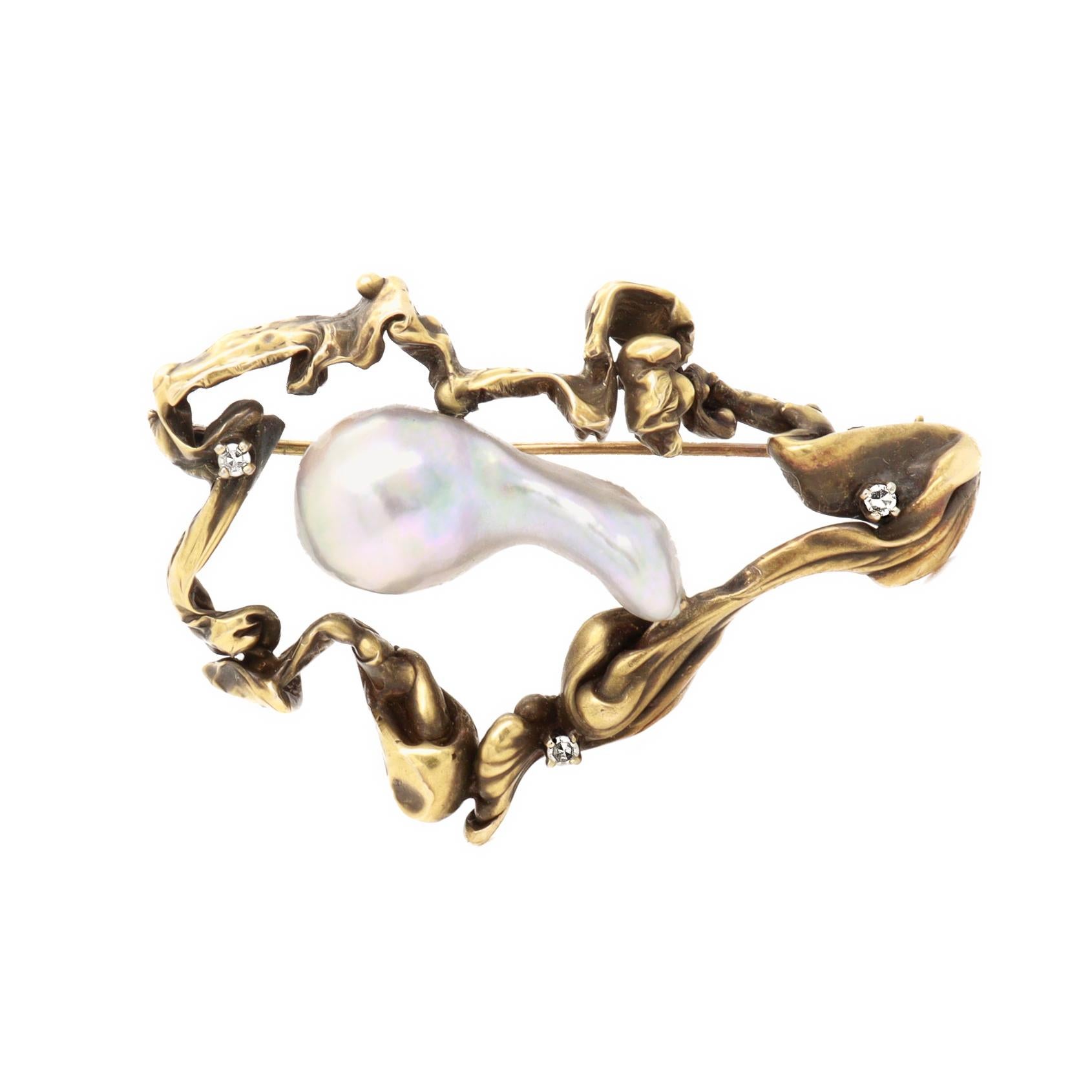 Brutalistische Brosche aus der Jahrhundertmitte aus 14k Gold, Diamanten und großen grauen Barockperlen im Zustand „Gut“ im Angebot in Philadelphia, PA