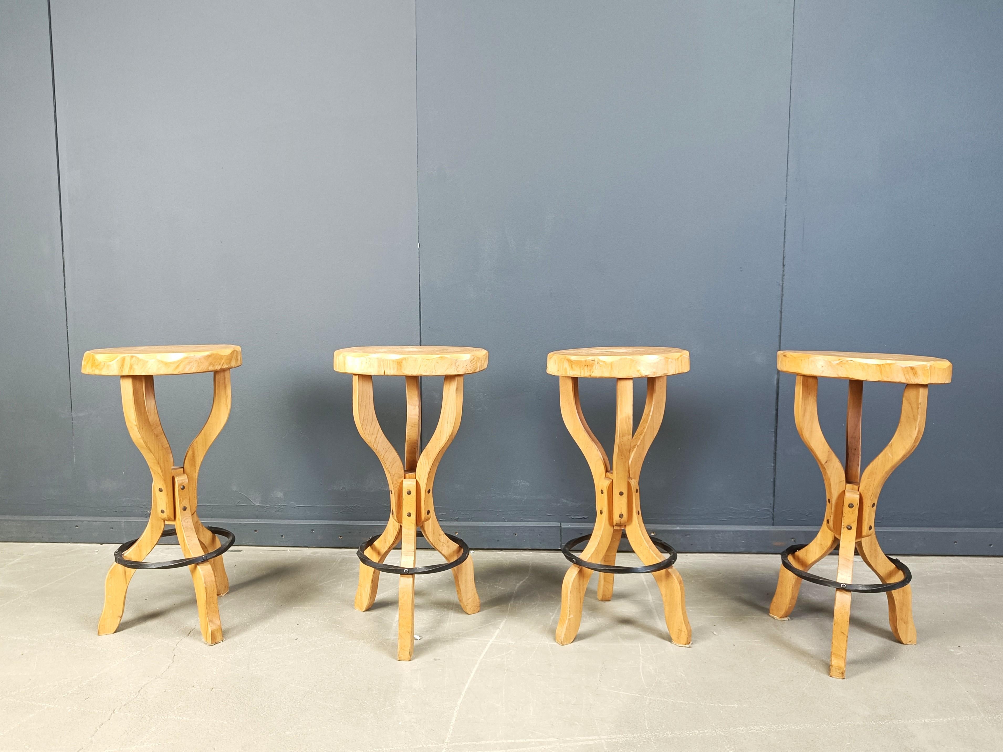 Tabourets de bar brutalistes du milieu du siècle dernier, 1960 - ensemble de 4 en vente 6