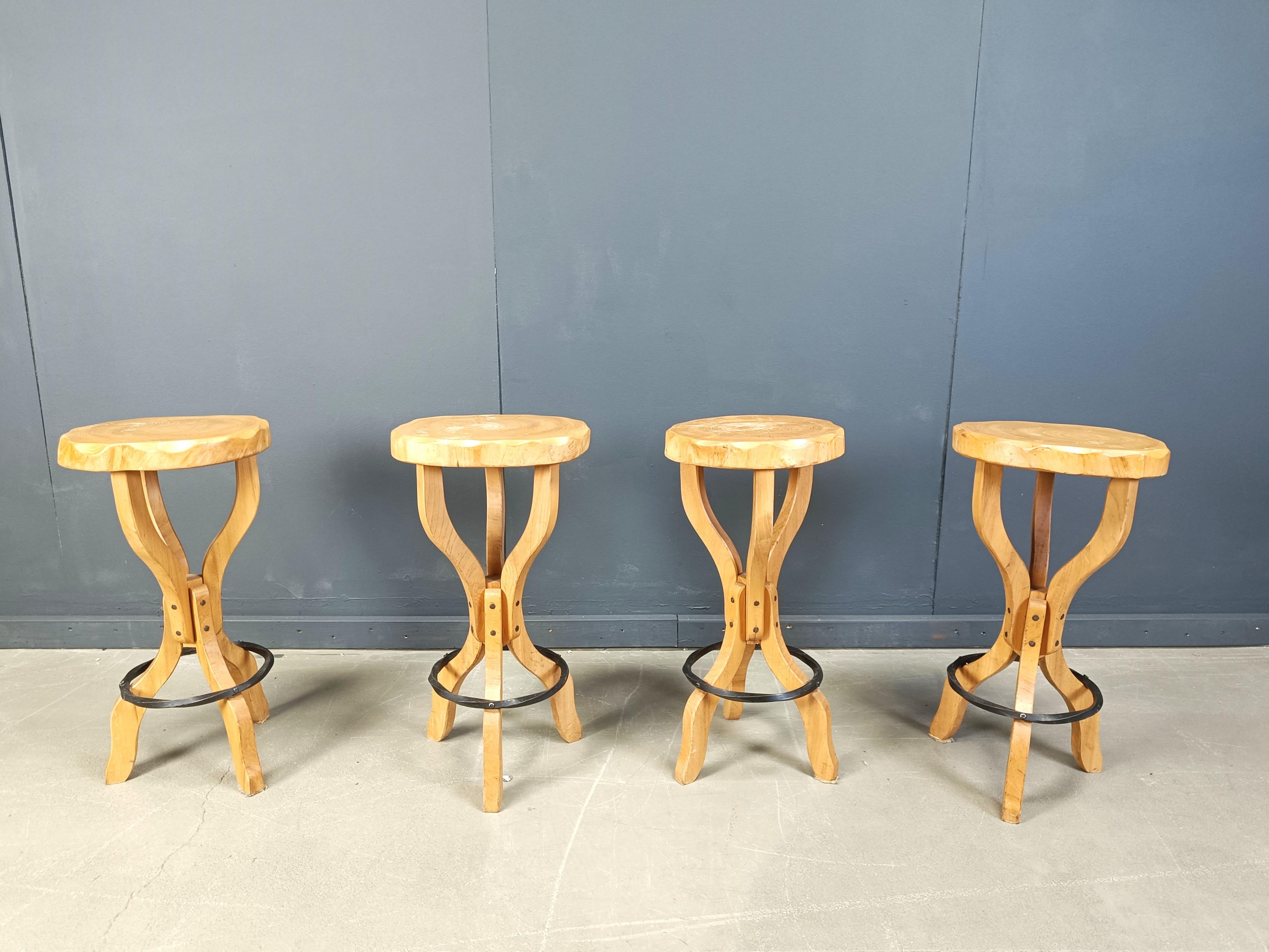 Tabourets de bar brutalistes du milieu du siècle dernier, 1960 - ensemble de 4 en vente 7