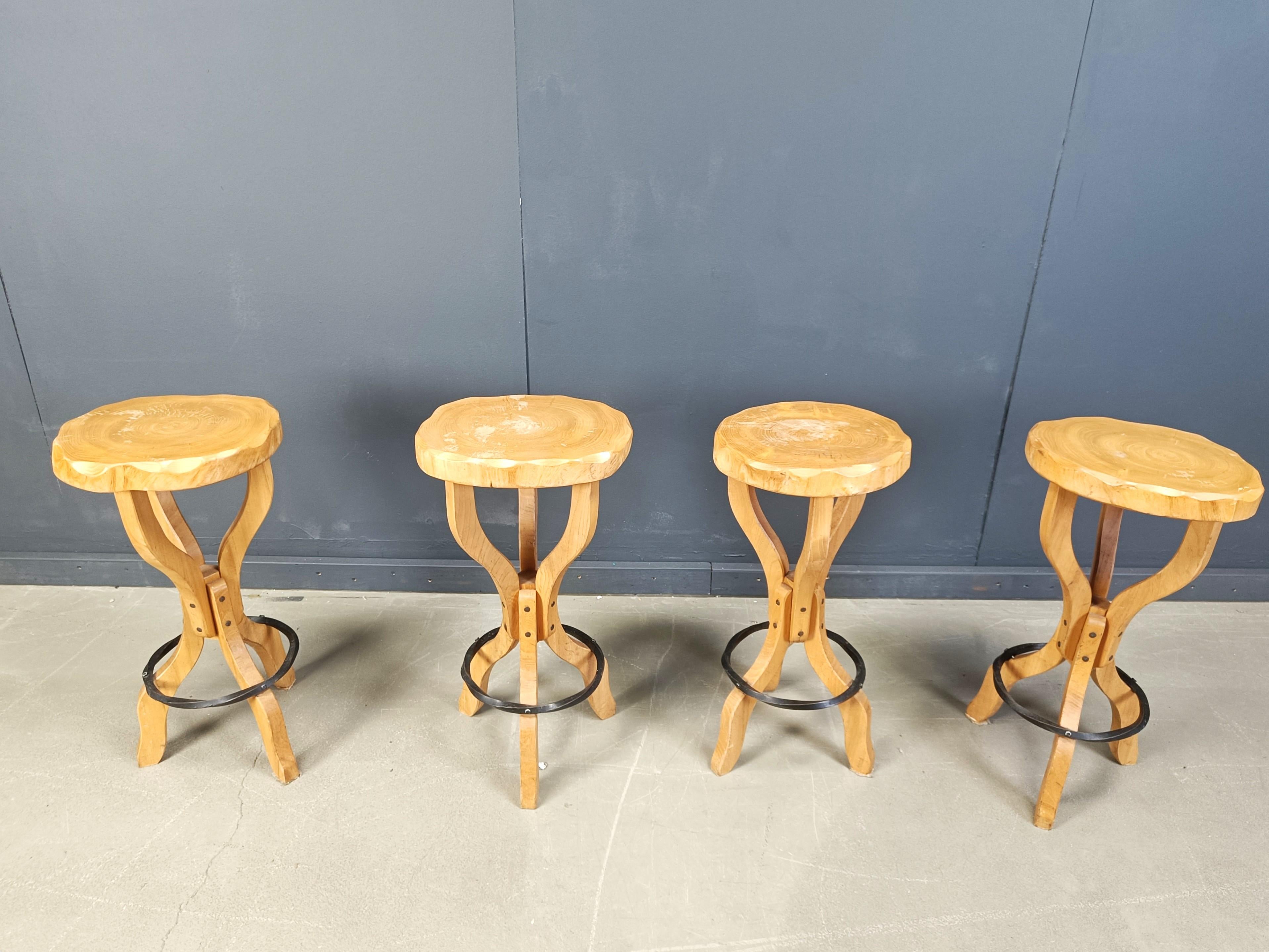 Tabourets de bar brutalistes du milieu du siècle dernier, 1960 - ensemble de 4 en vente 8