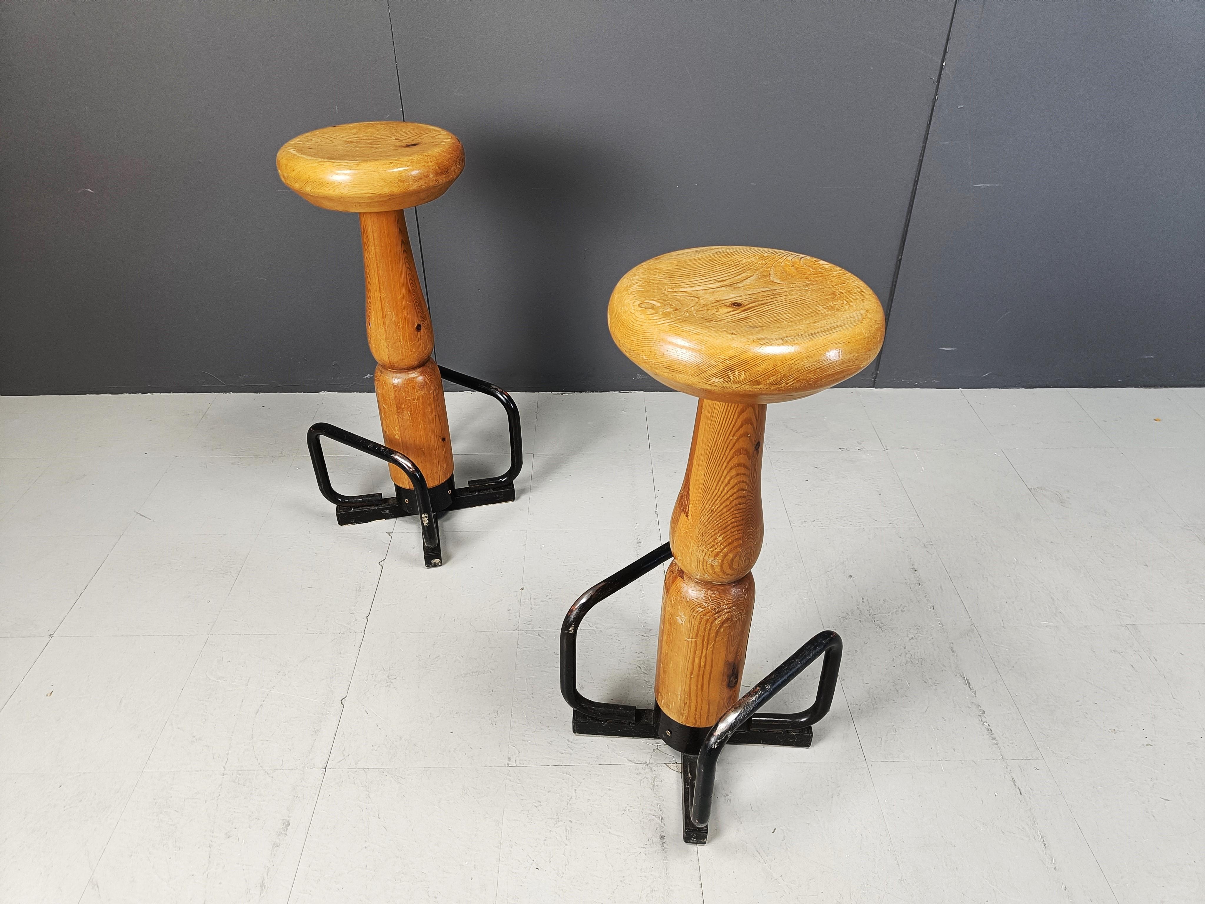 Mid century brutalist bar stools, 1960s - set of 7 For Sale 3