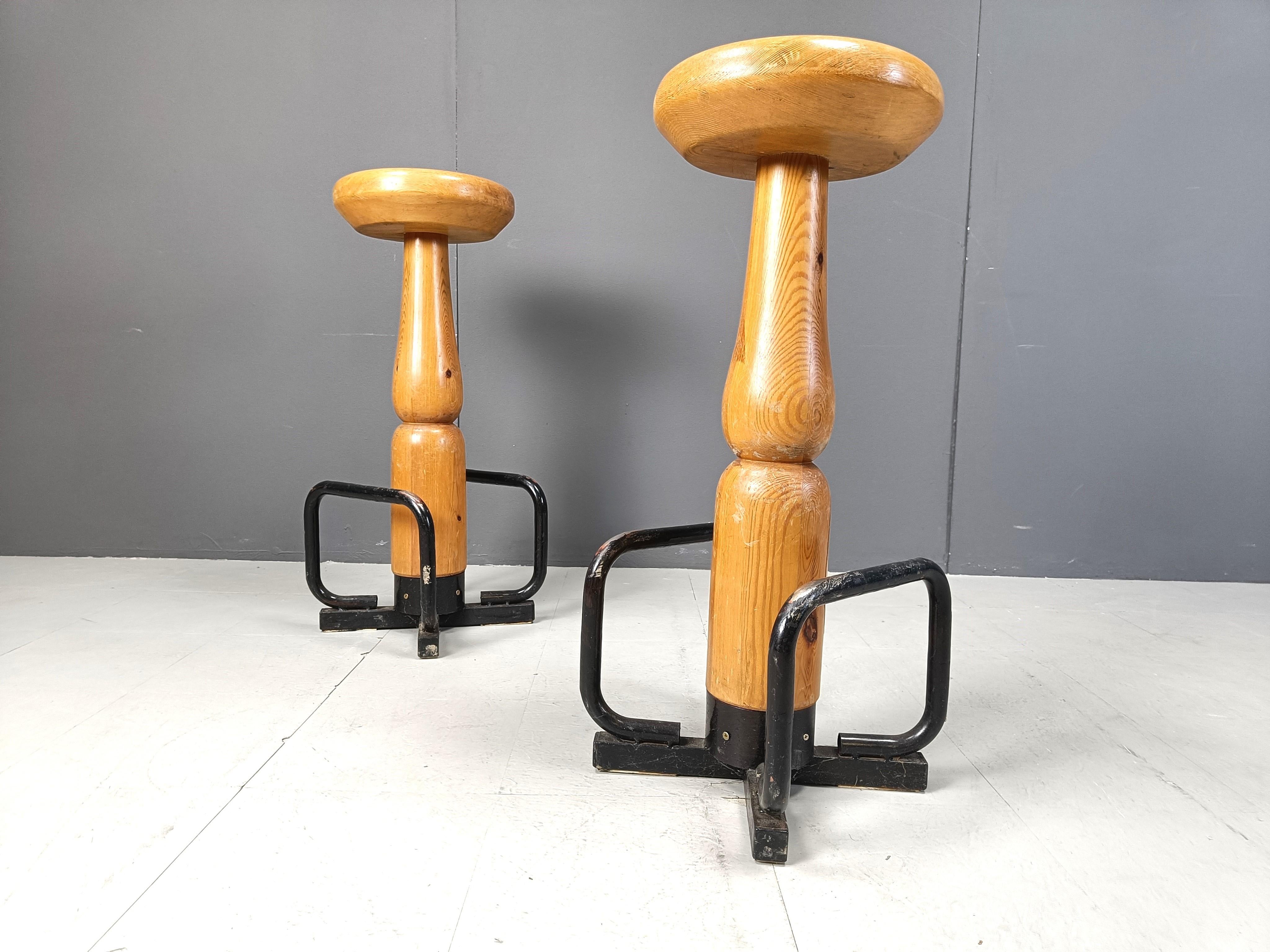 Mid century brutalist bar stools, 1960s - set of 7 For Sale 2