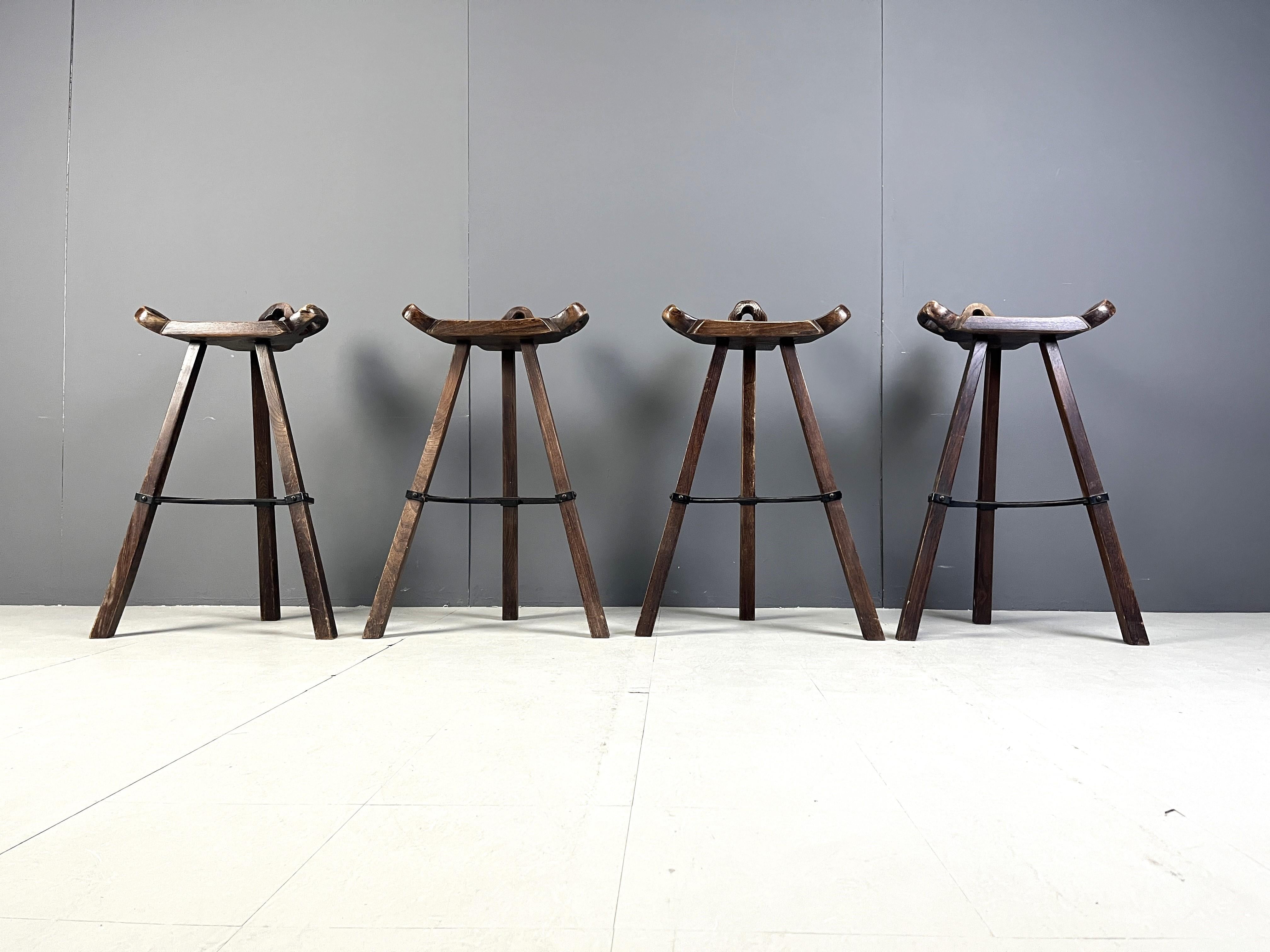 Mid century brutalist bar stools - set of 4, 1960s In Good Condition In Leuven, Vlaams Gewest