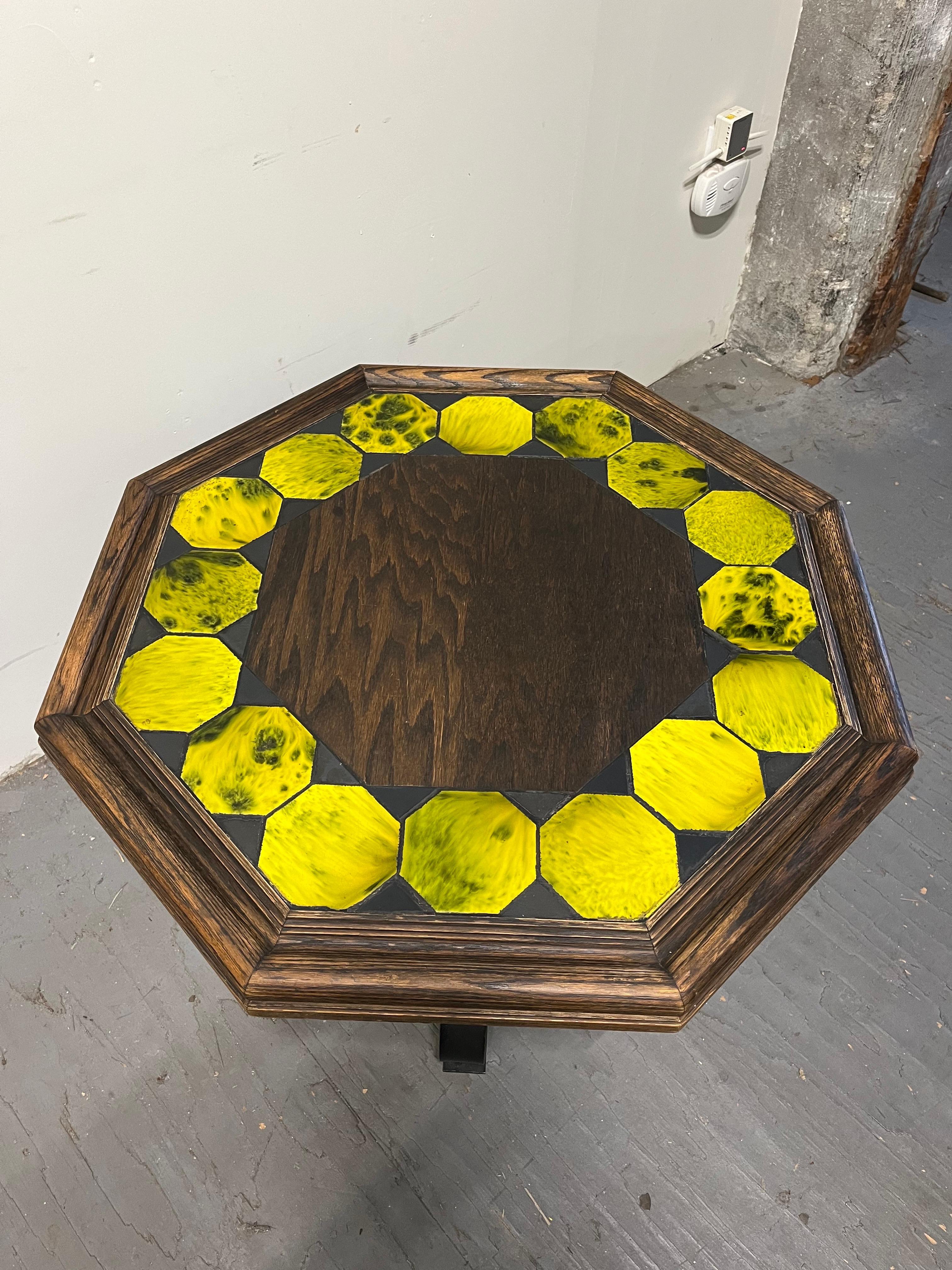 Américain Table octogonale californienne brutaliste du milieu du siècle dernier en vente