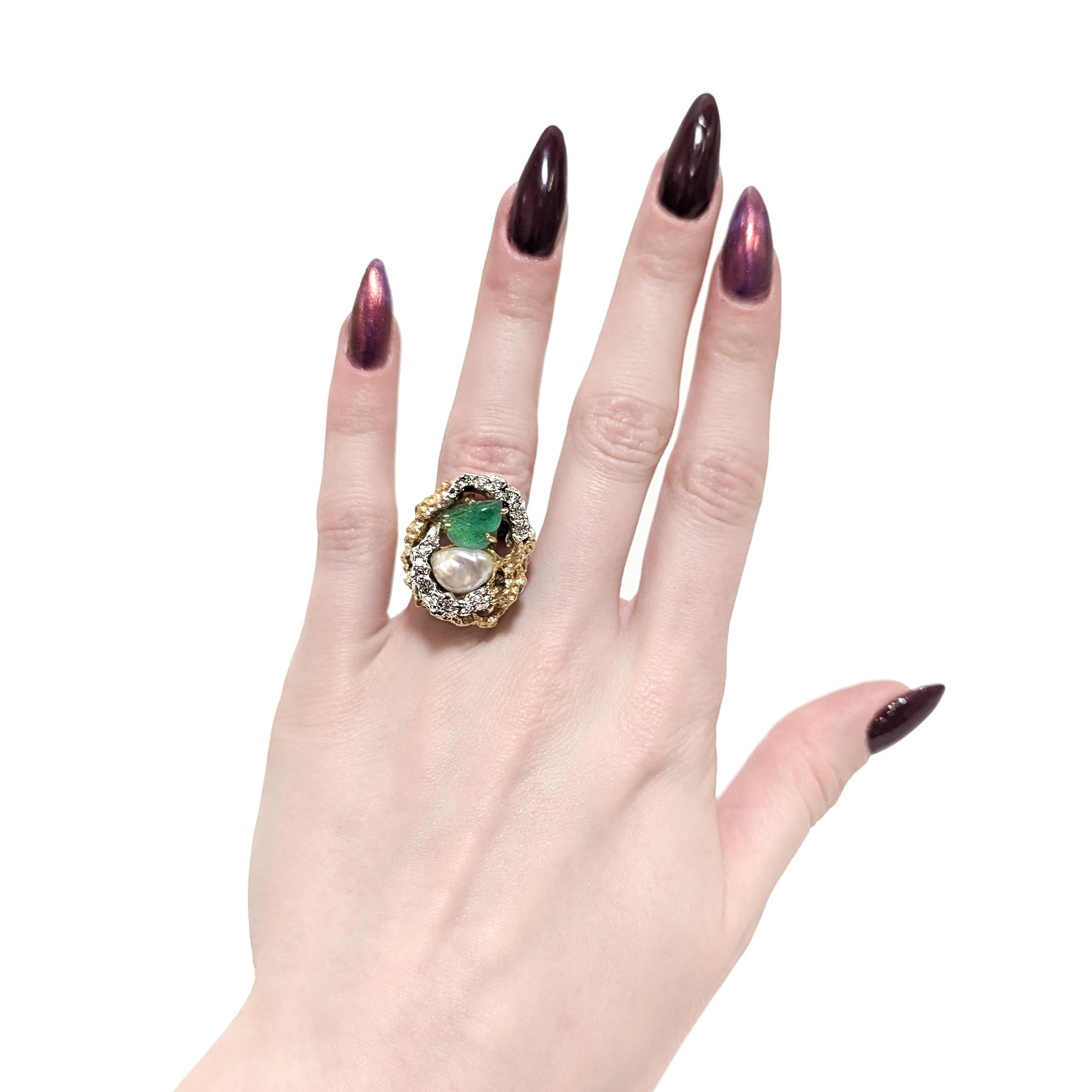 Mixed Cut Mid-Century Brutalist Carved Emerald, Baroque Pearl, and 14K Gold Cocktail Ring For Sale