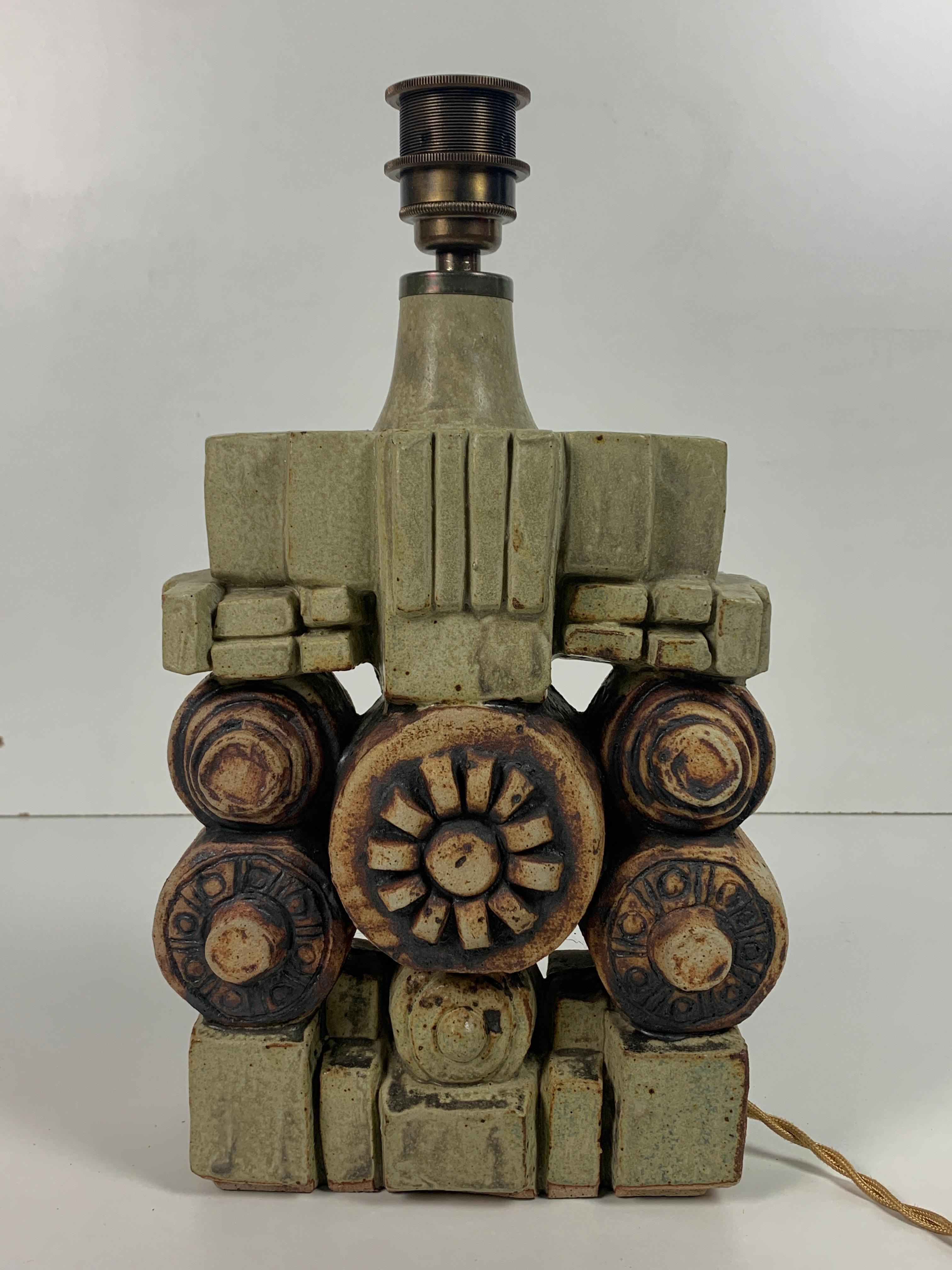 Britannique Lampe de table brutaliste du milieu du siècle dernier par Bernard Rooke, 1970 en vente