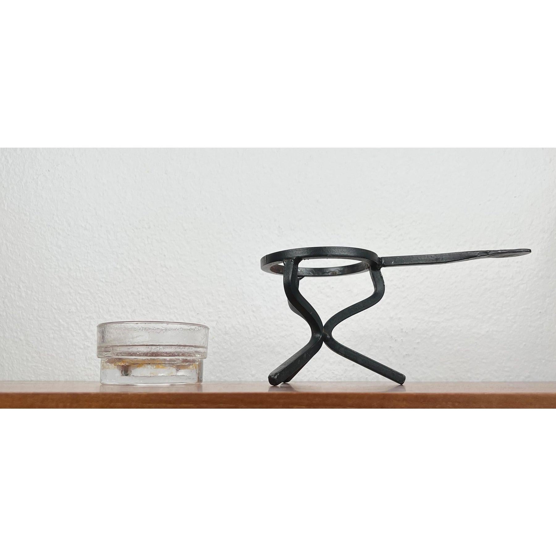 Brutalistischer dänischer Kerzenhalter aus Schmiedeeisen und Glas, 1960er Jahre im Angebot 5